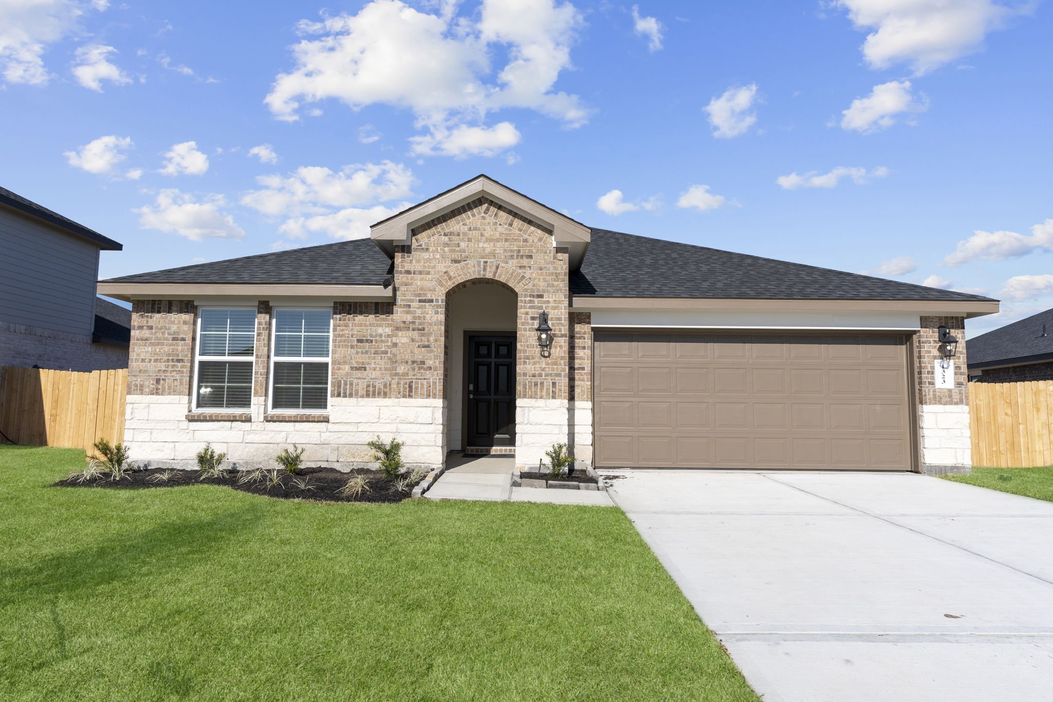 8527 Sandy Coral Lane Property Photo 1