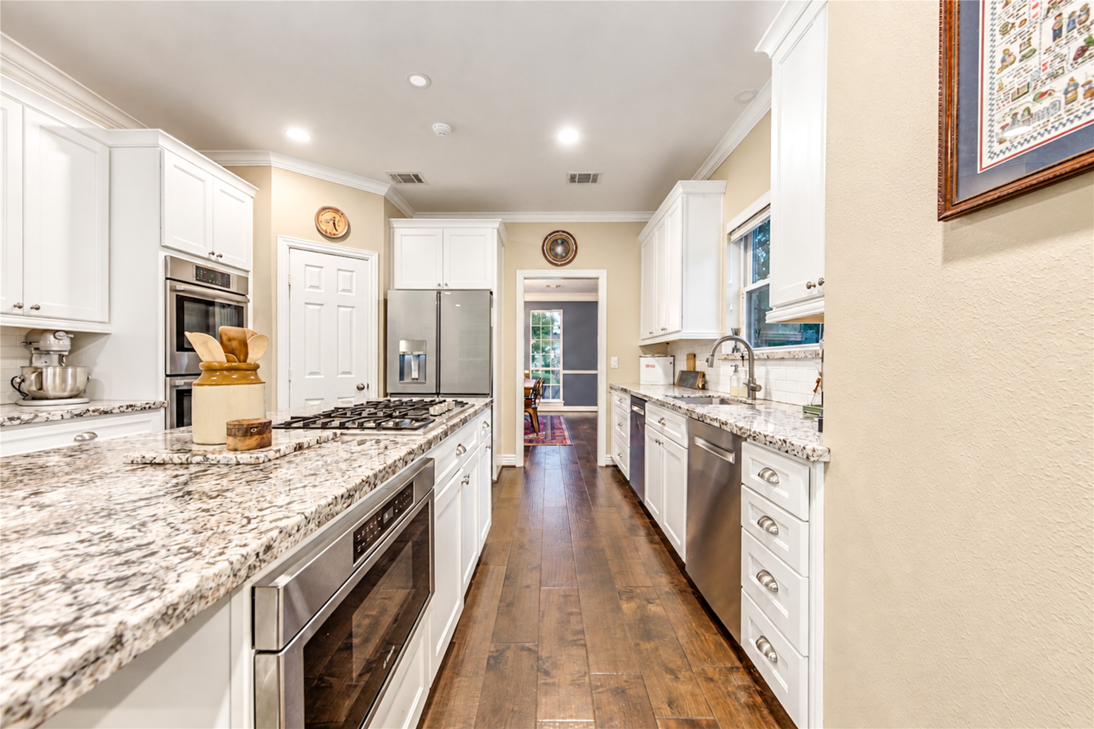 814 Spear Point Cove Property Photo 16