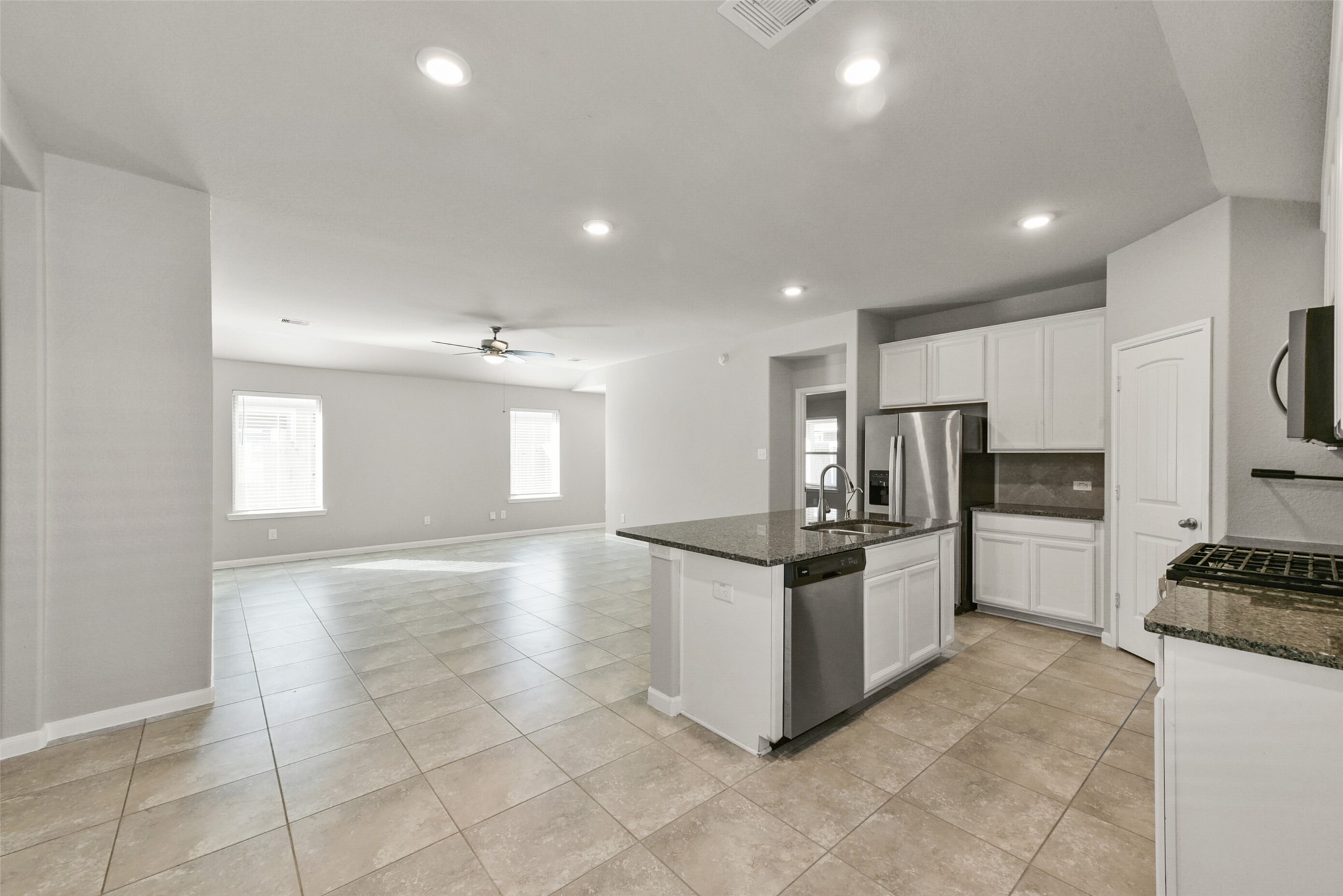 6827 Scarlet Sagebrush Street Property Photo 8