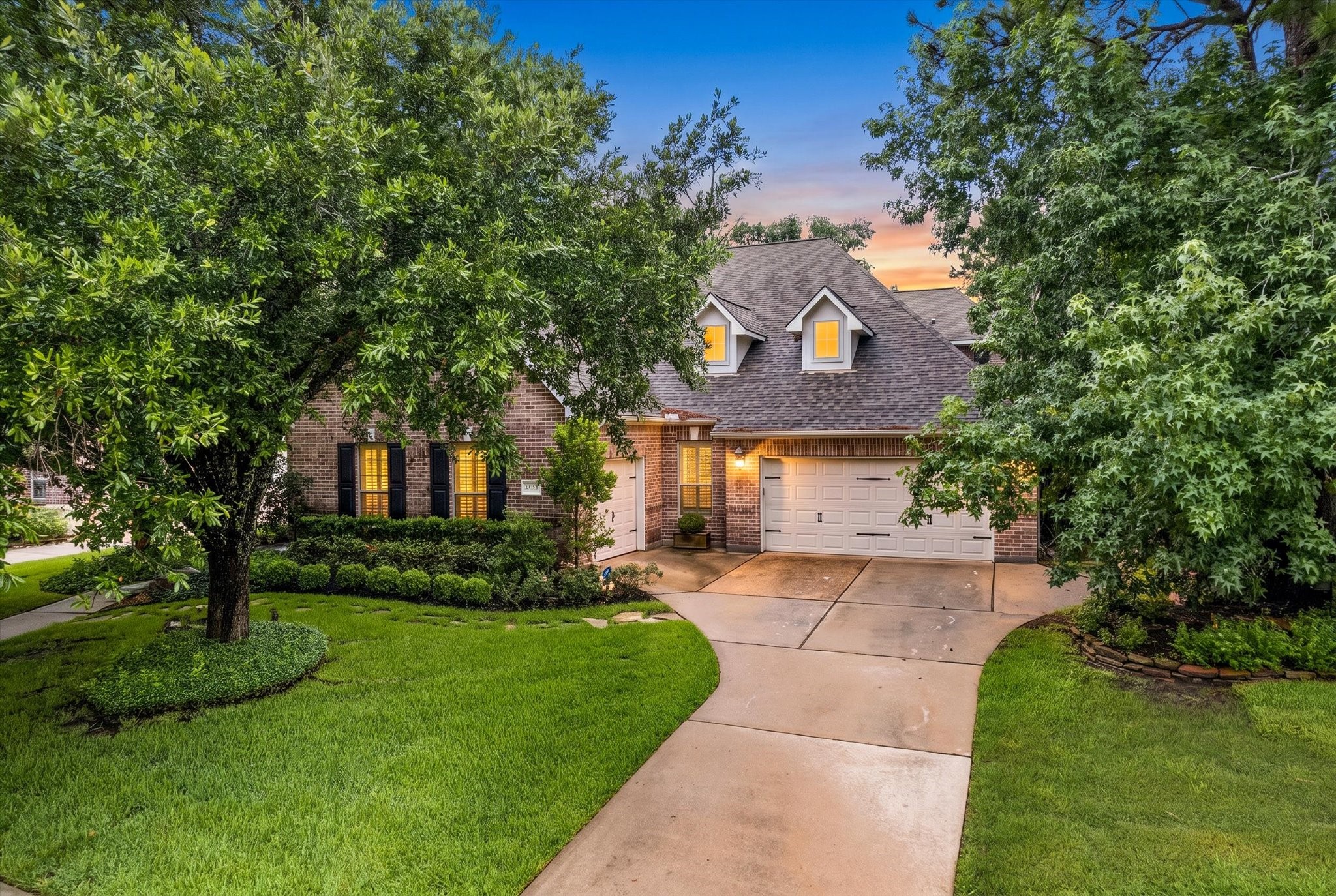 28331 Hollow Springs Lane Property Photo 1
