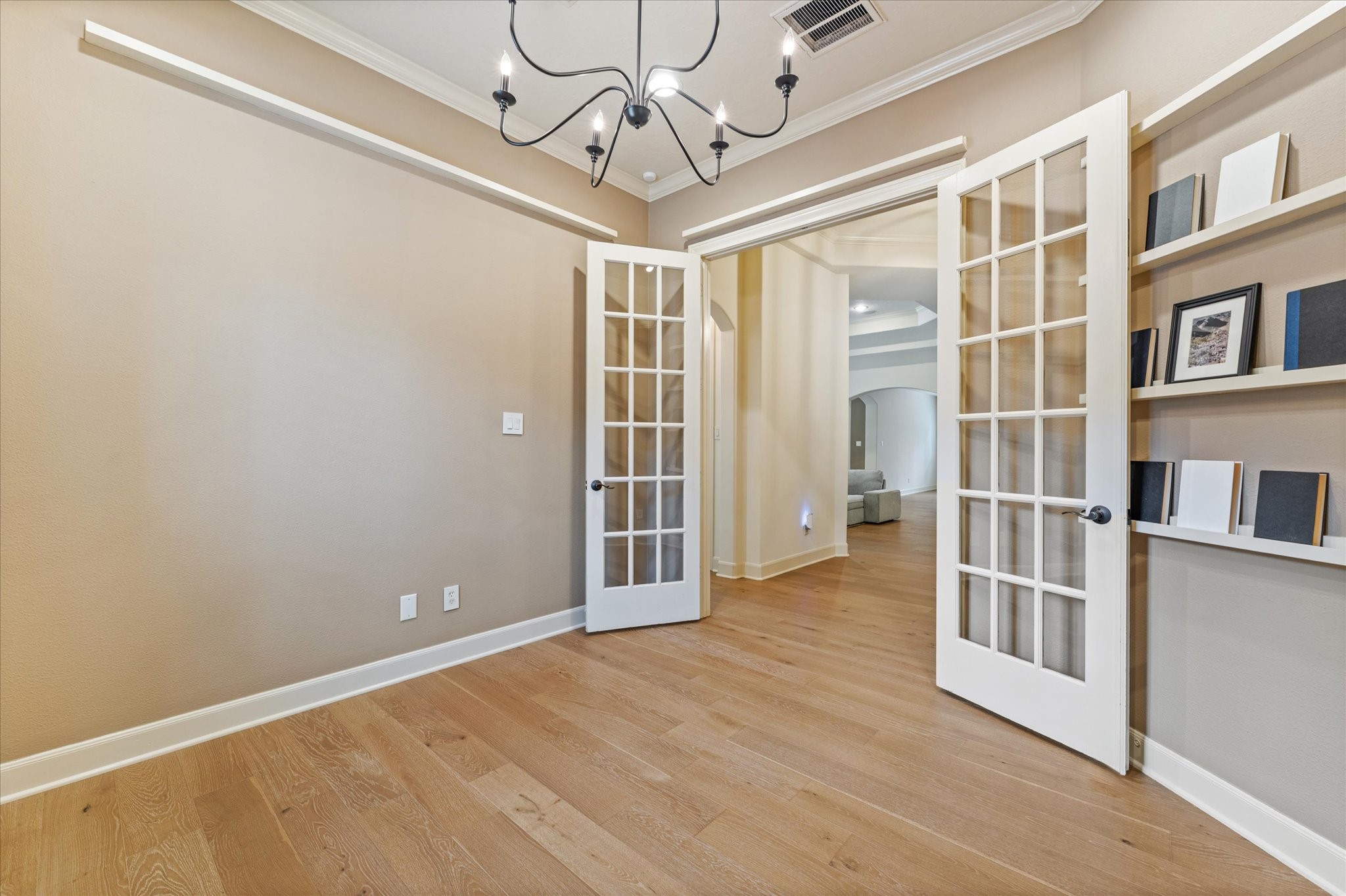 28331 Hollow Springs Lane Property Photo 12