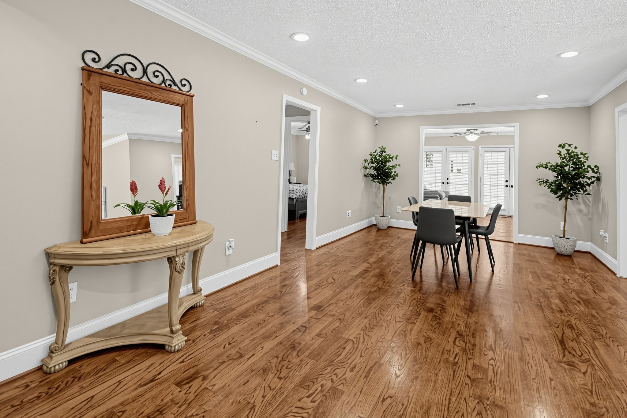 1111 Timbergrove Lane Property Photo 4