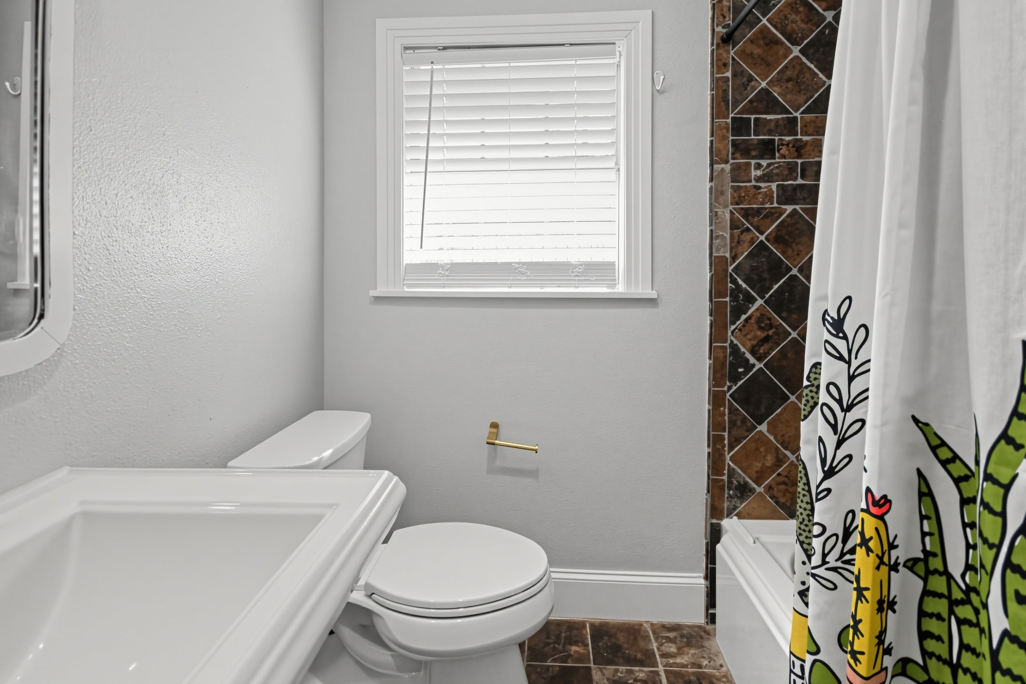 1111 Timbergrove Lane Property Photo 27