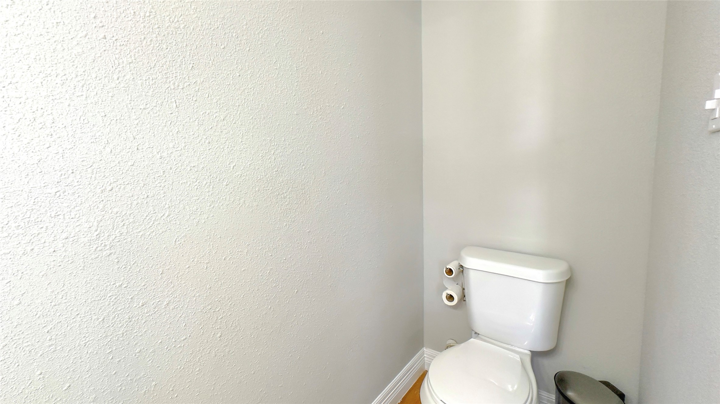 9923 Farrell Drive Property Photo 6