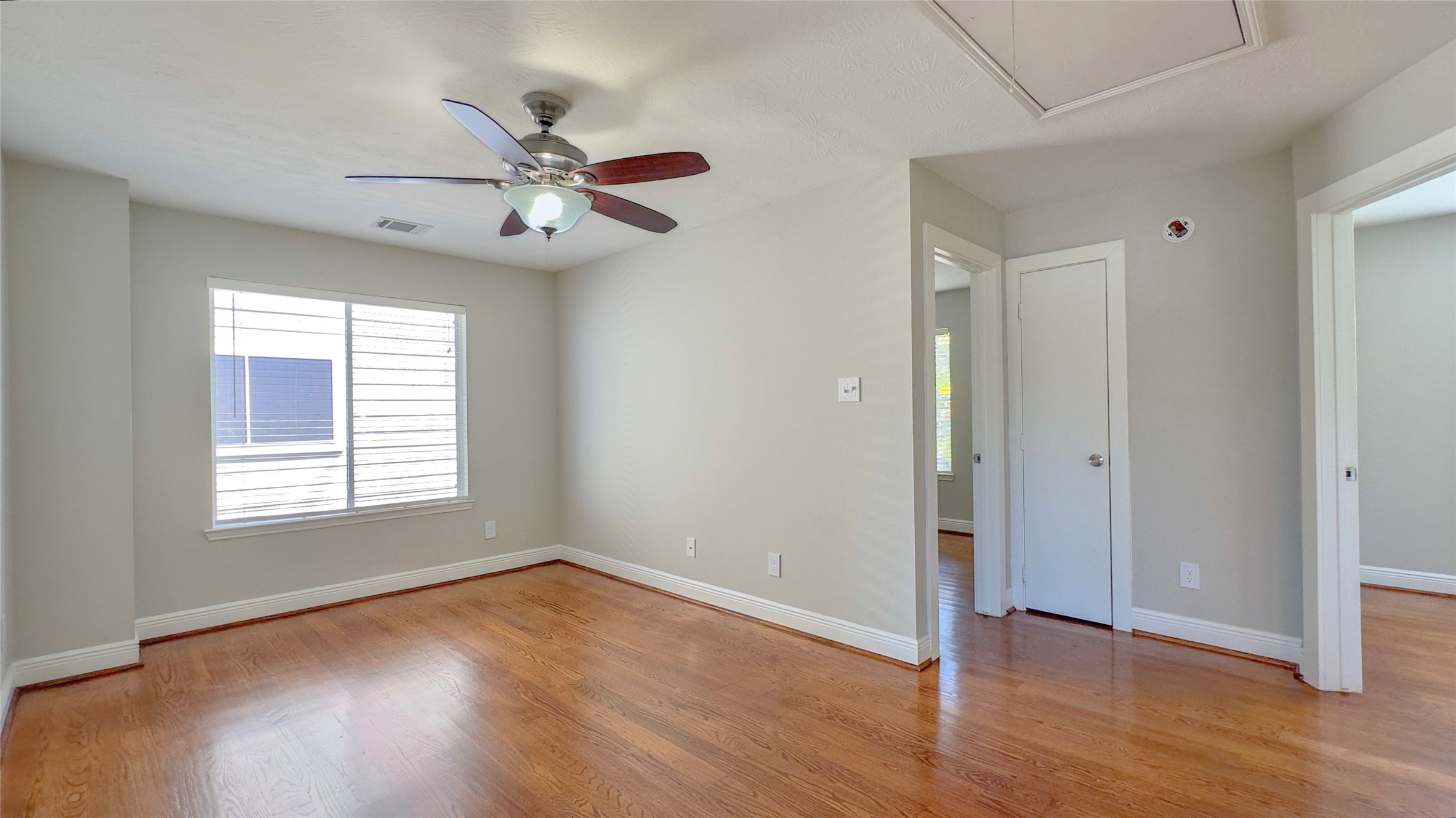 9923 Farrell Drive Property Photo 14
