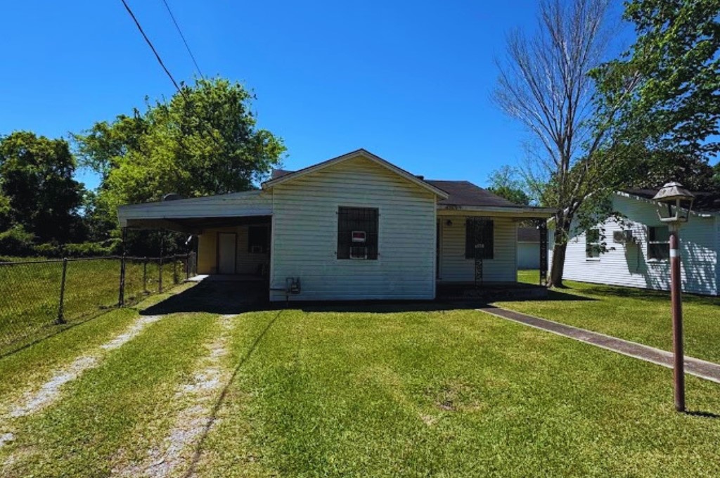 3285 Texas Street Property Photo 1