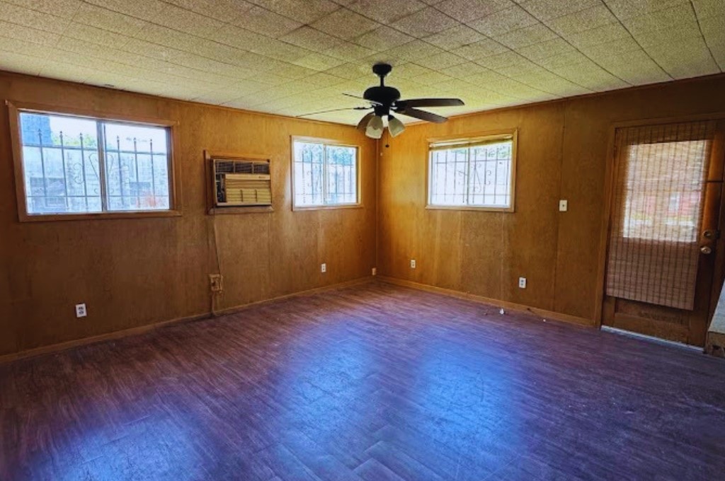 3285 Texas Street Property Photo 9