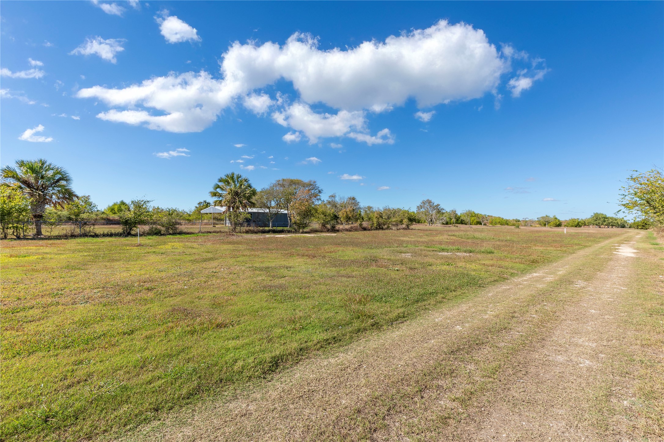 399 S Gulf Rd Property Photo 1