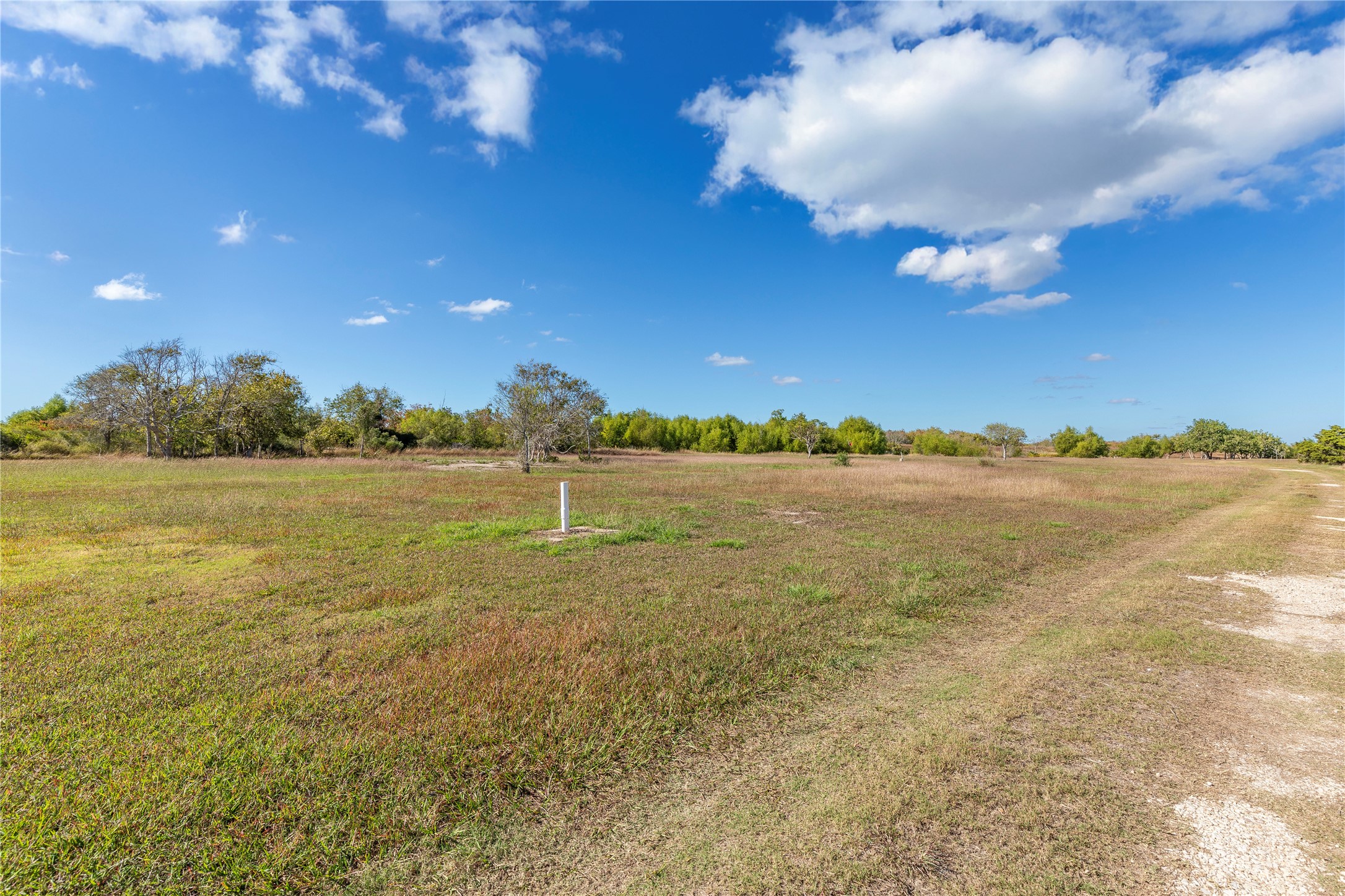 399 S Gulf Rd Property Photo 6