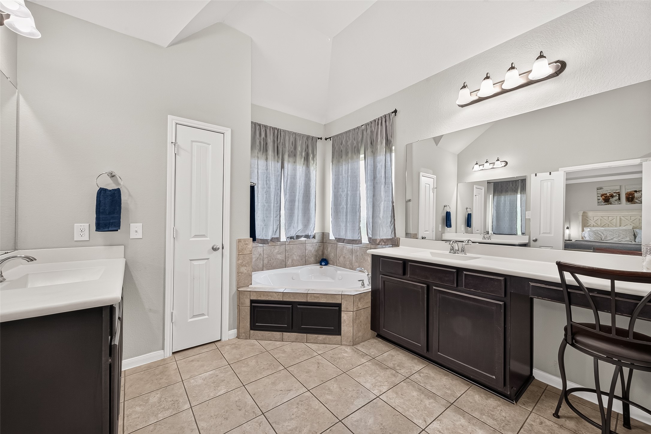 10610 Caddo Lake Drive Property Photo 28