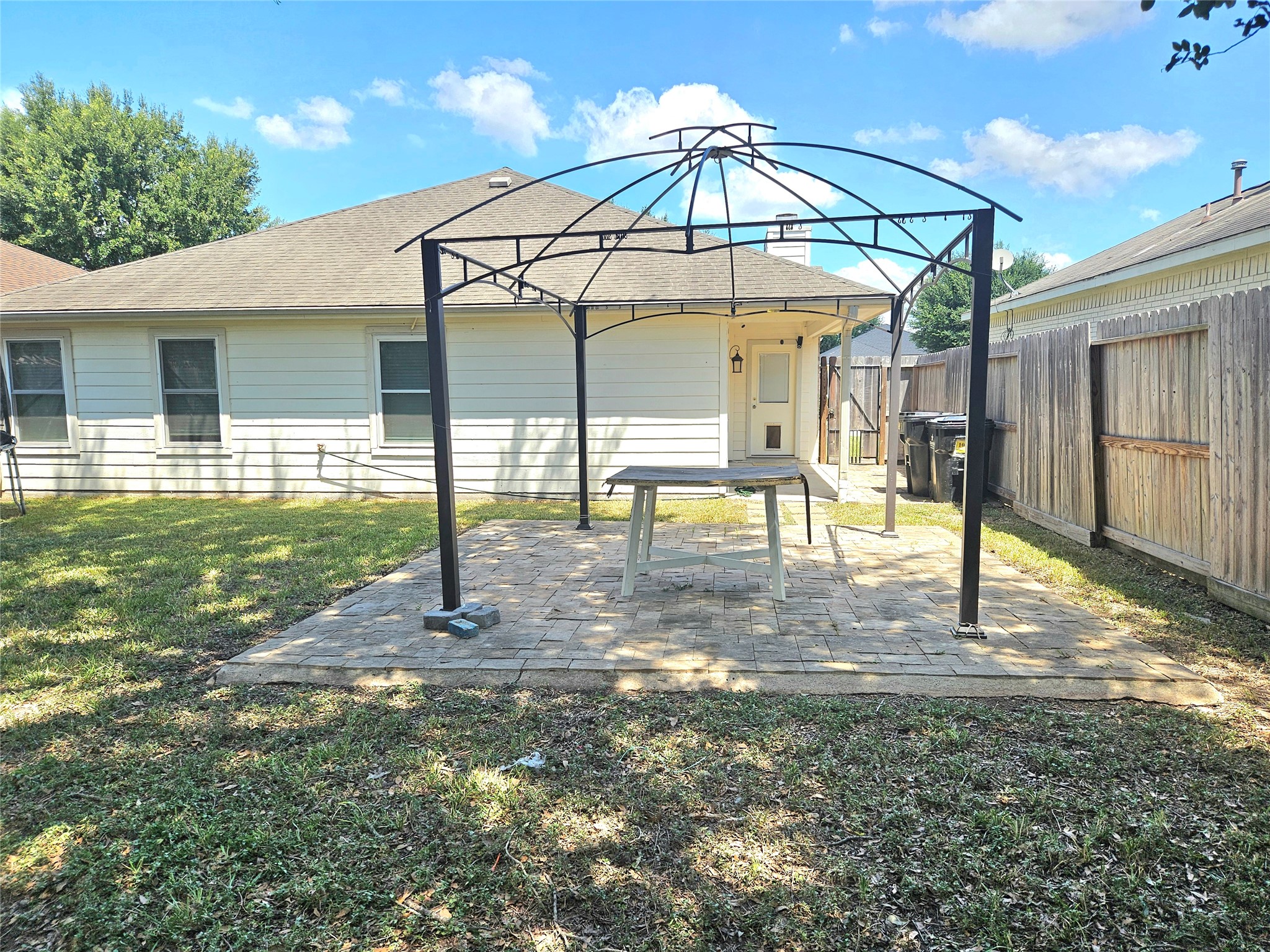 16211 Noblewood Way Property Photo 16