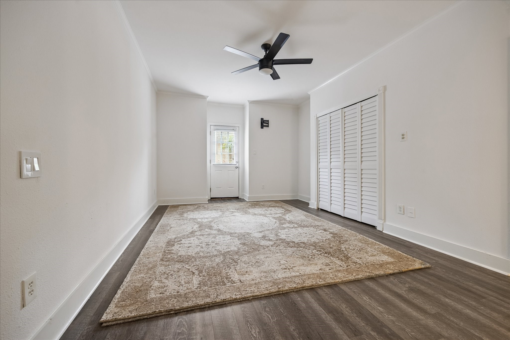 5711 Sugar Hill Drive 119 Property Photo 5