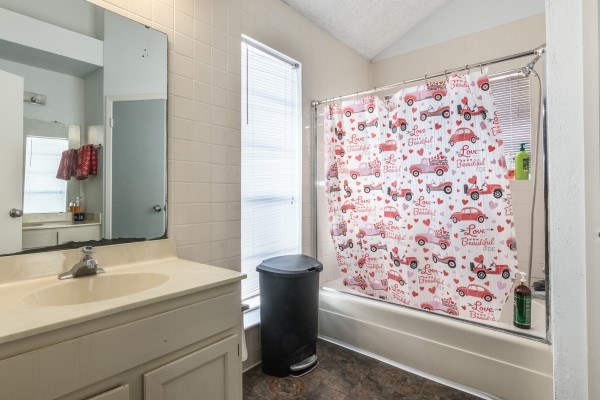 4310 Field Meadow Drive Property Photo 12
