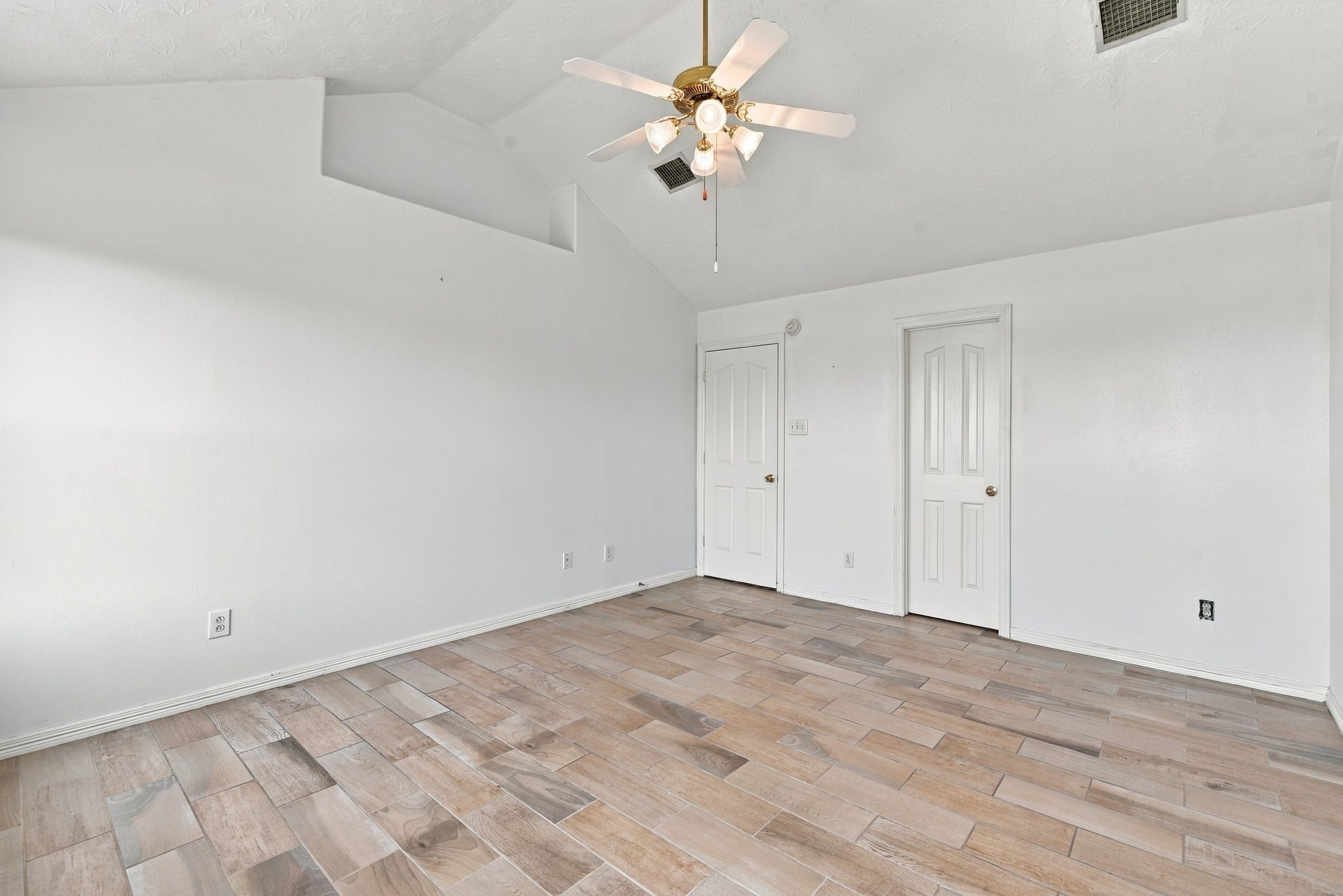 24007 Floragate Drive Property Photo 26