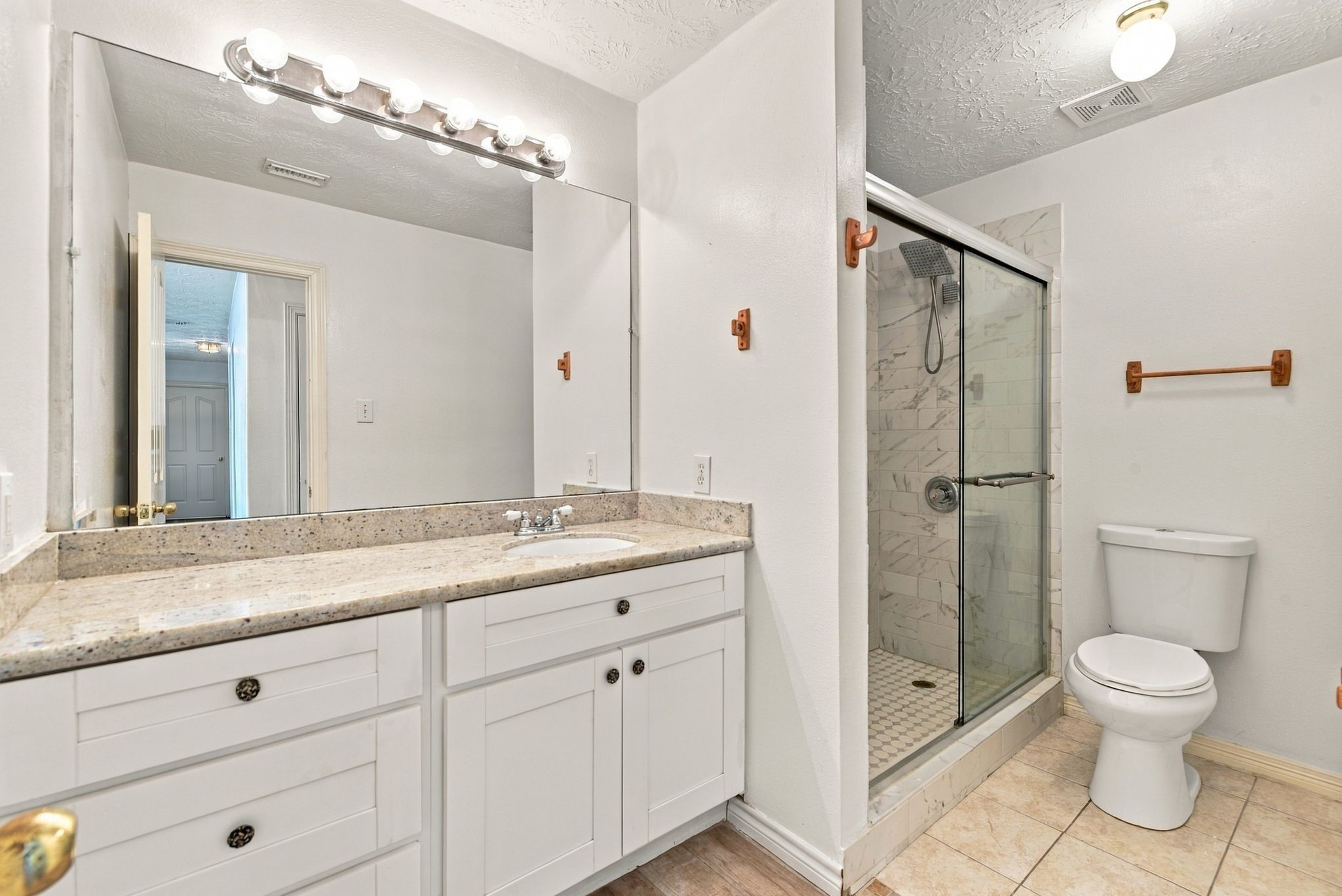 24007 Floragate Drive Property Photo 32