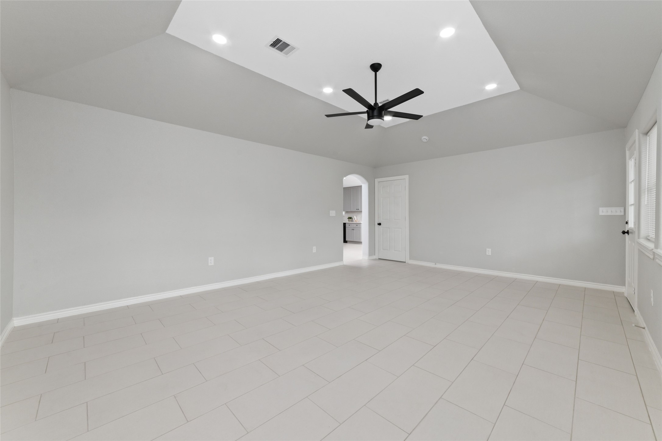 4307 Colombia Drive Property Photo 14