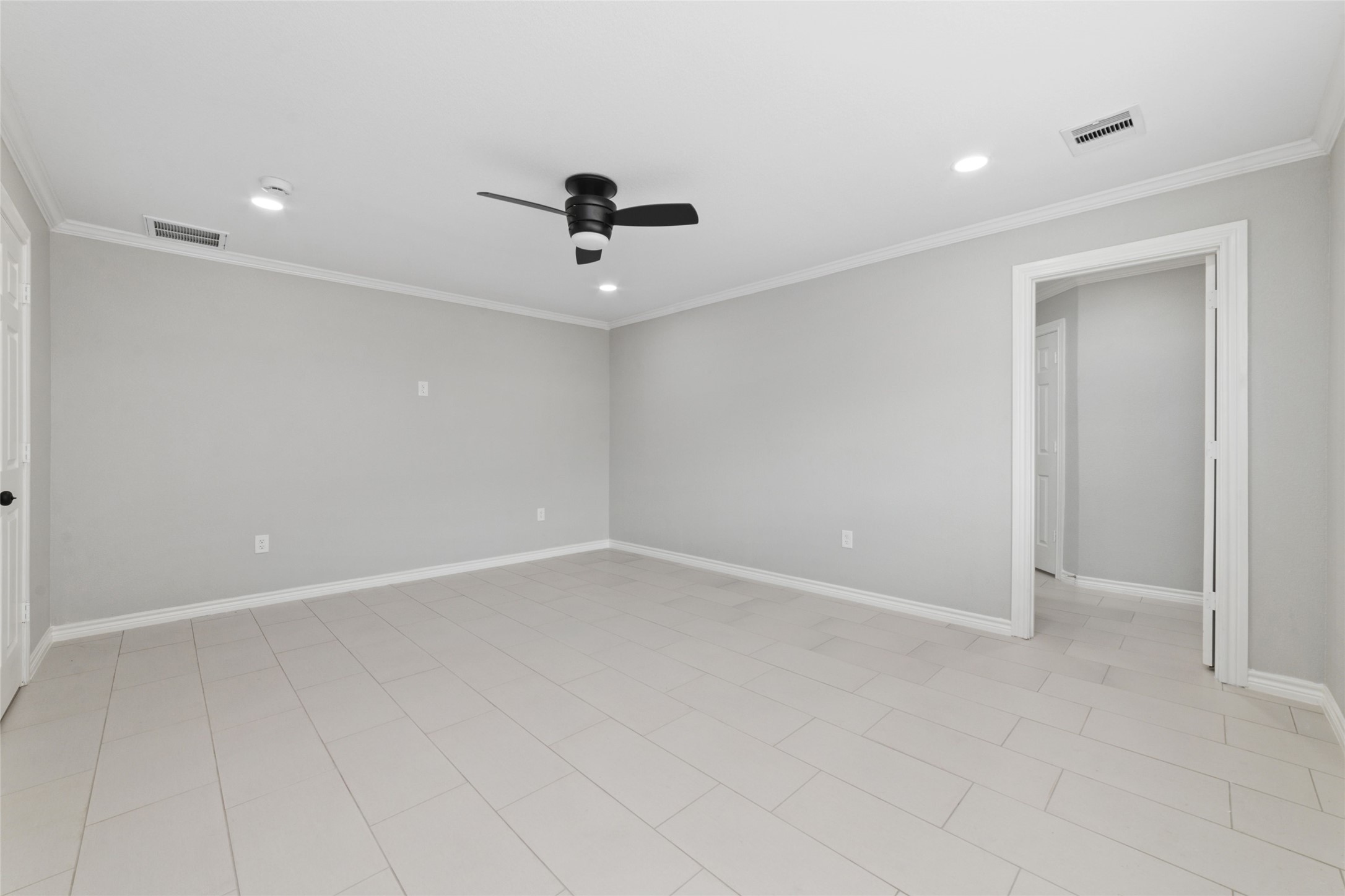 4307 Colombia Drive Property Photo 18