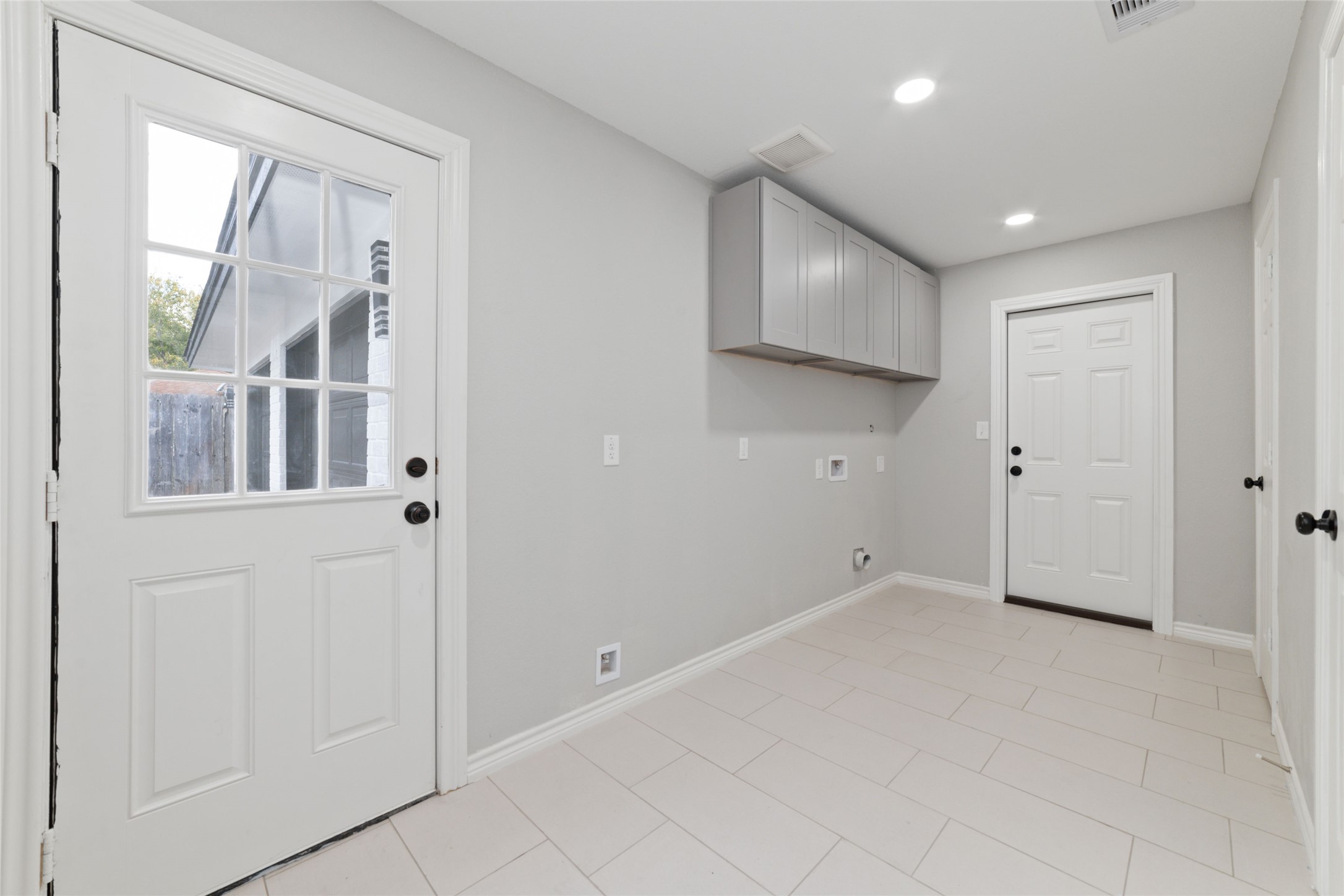 4307 Colombia Drive Property Photo 25