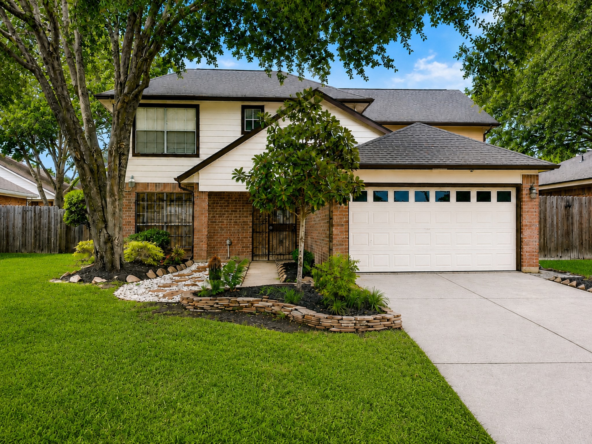 16131 Canaridge Drive Property Photo 2