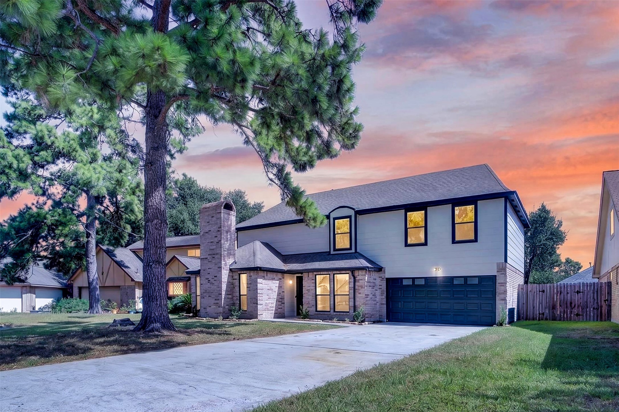 19410 Navarro Mills Drive Property Photo 1