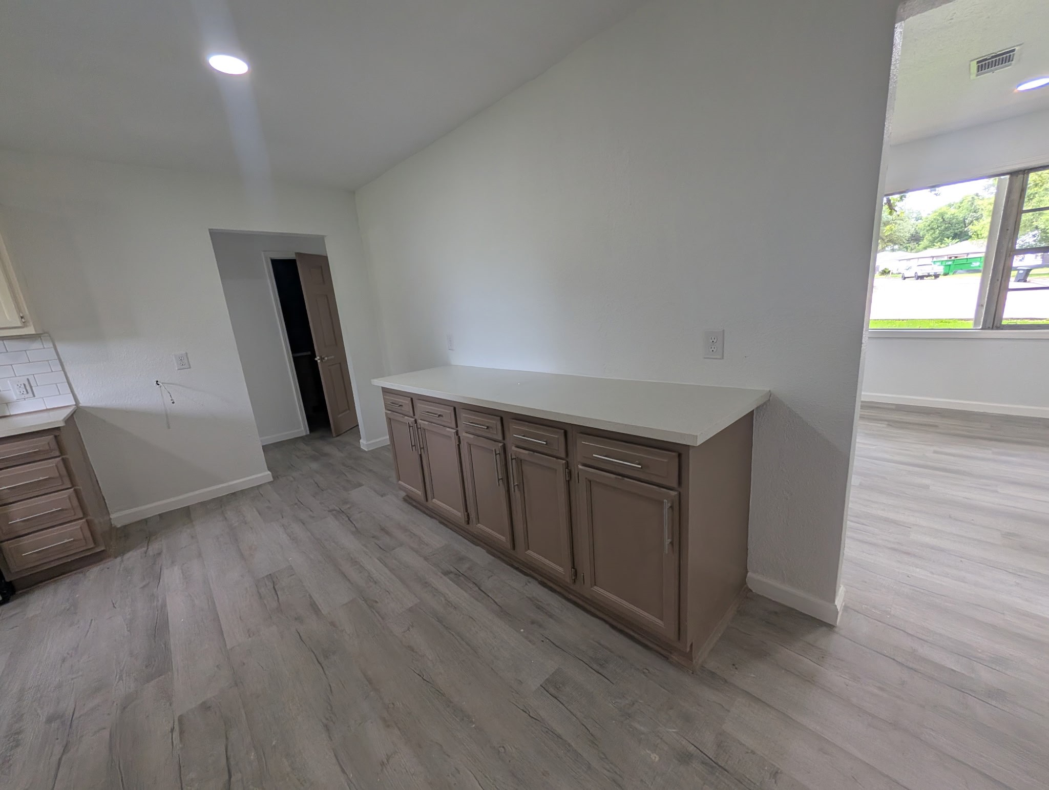 306 Allendale Road Property Photo 11