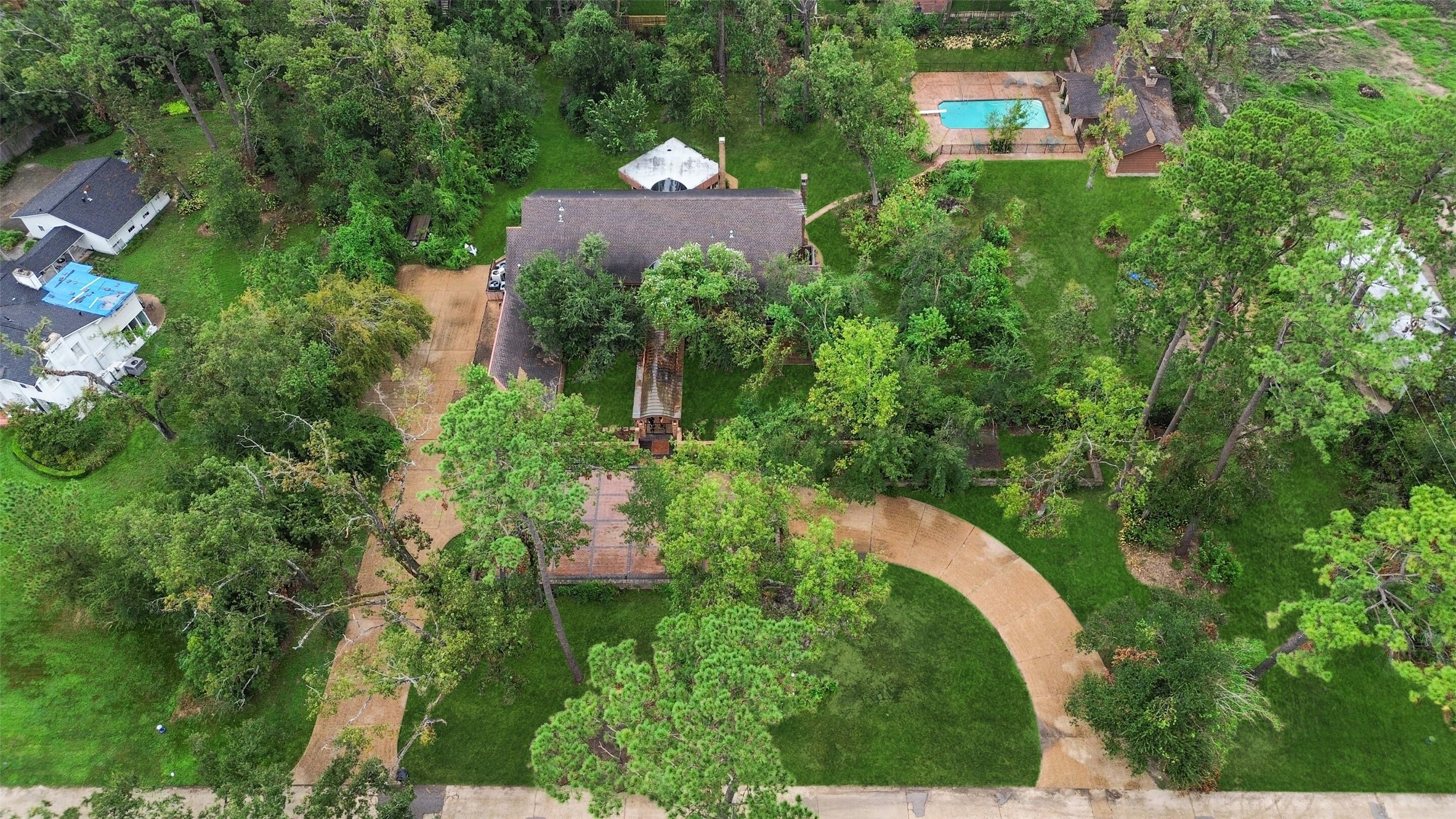 9314 Sandringham Drive Property Photo 1