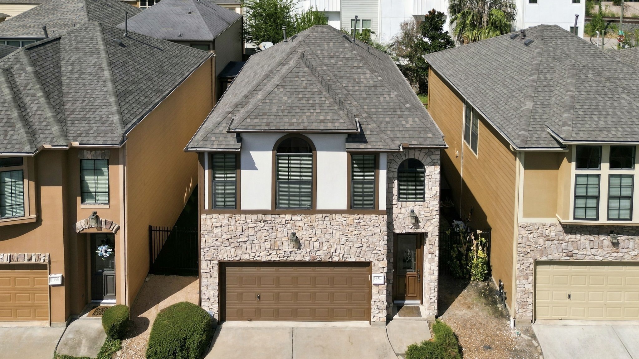 1354 Studer Street Property Photo 2