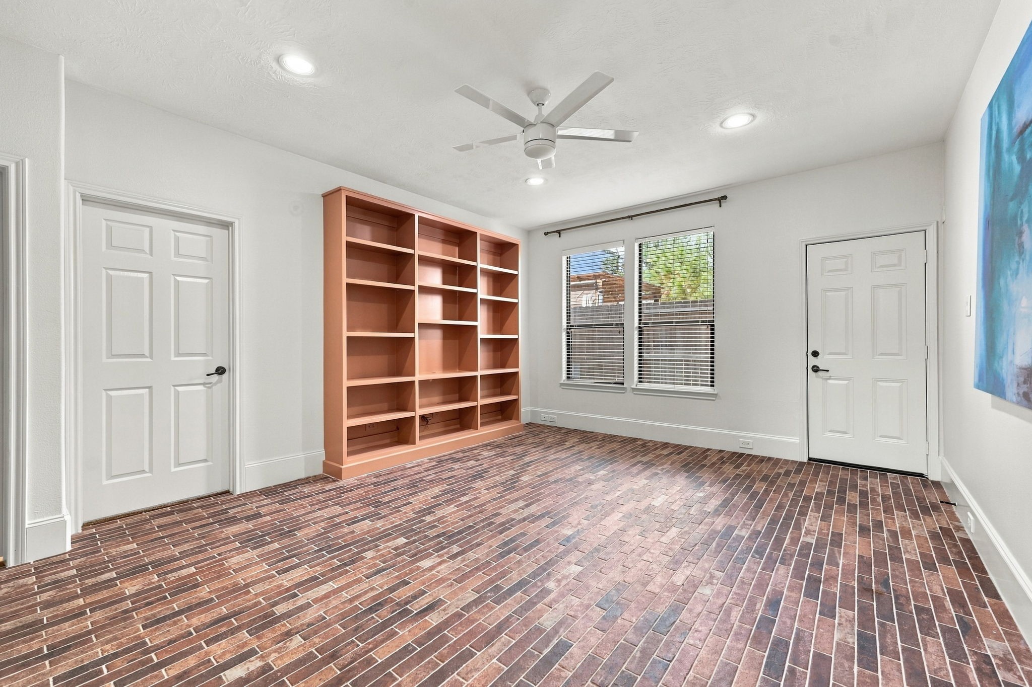 1354 Studer Street Property Photo 6