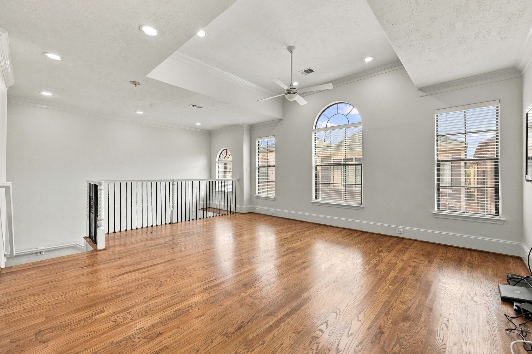 1354 Studer Street Property Photo 11