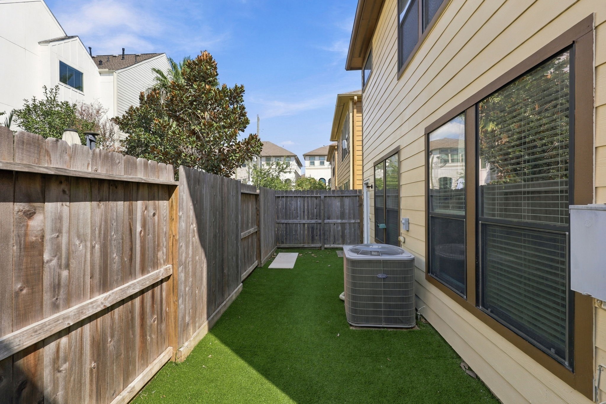 1354 Studer Street Property Photo 30
