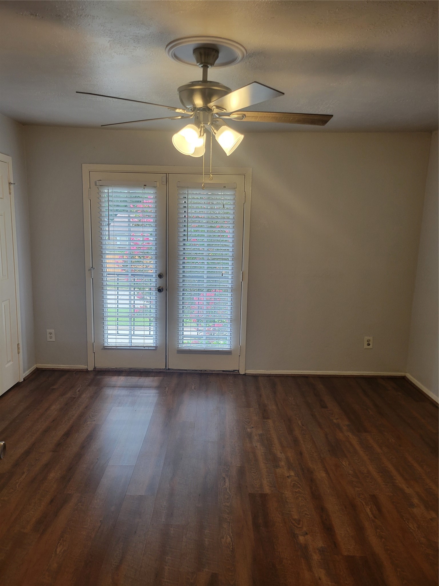 7021 Chasewood Drive Property Photo 1