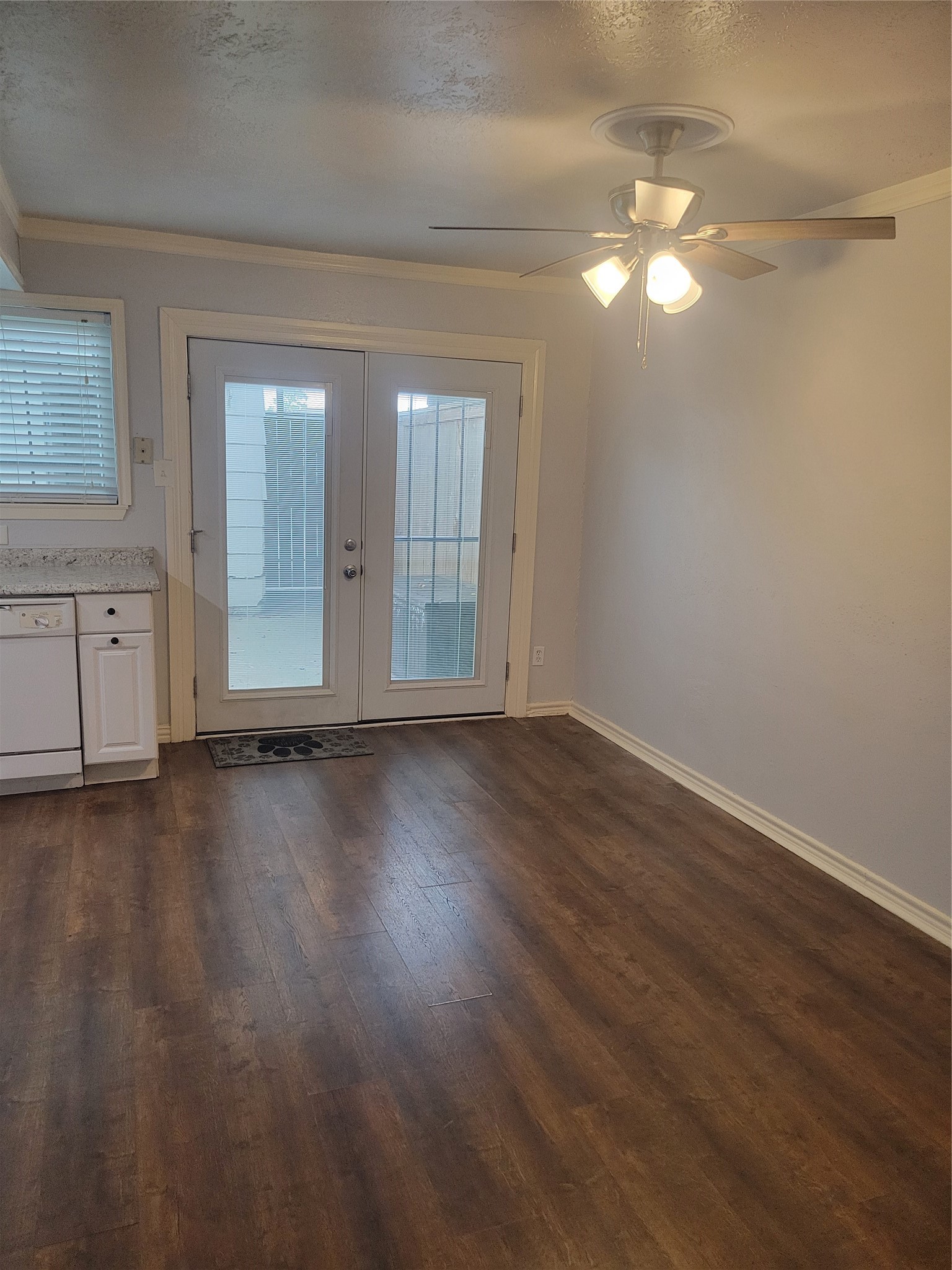 7021 Chasewood Drive Property Photo 8