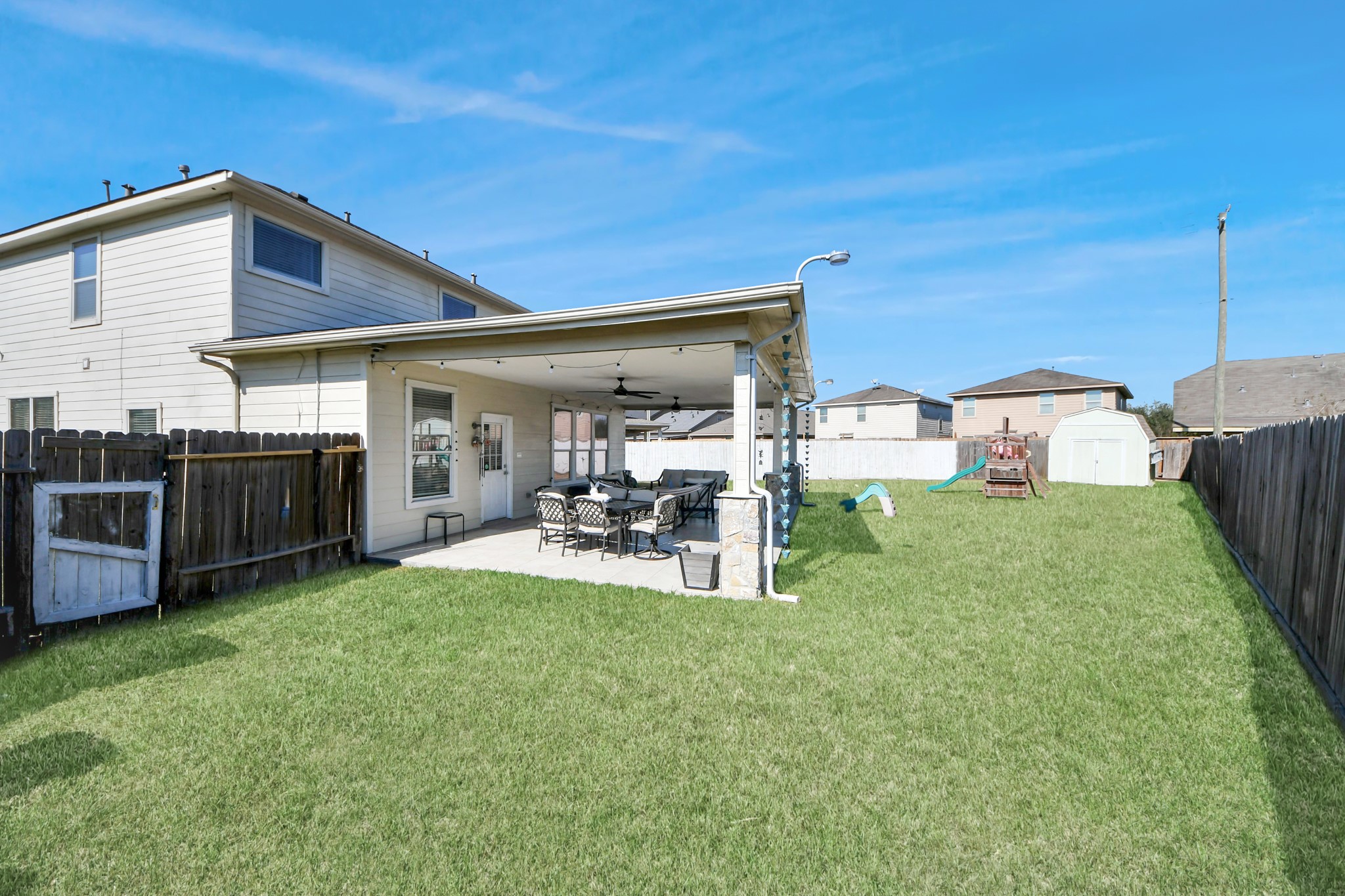 10803 Shannon Mills Lane Property Photo 7