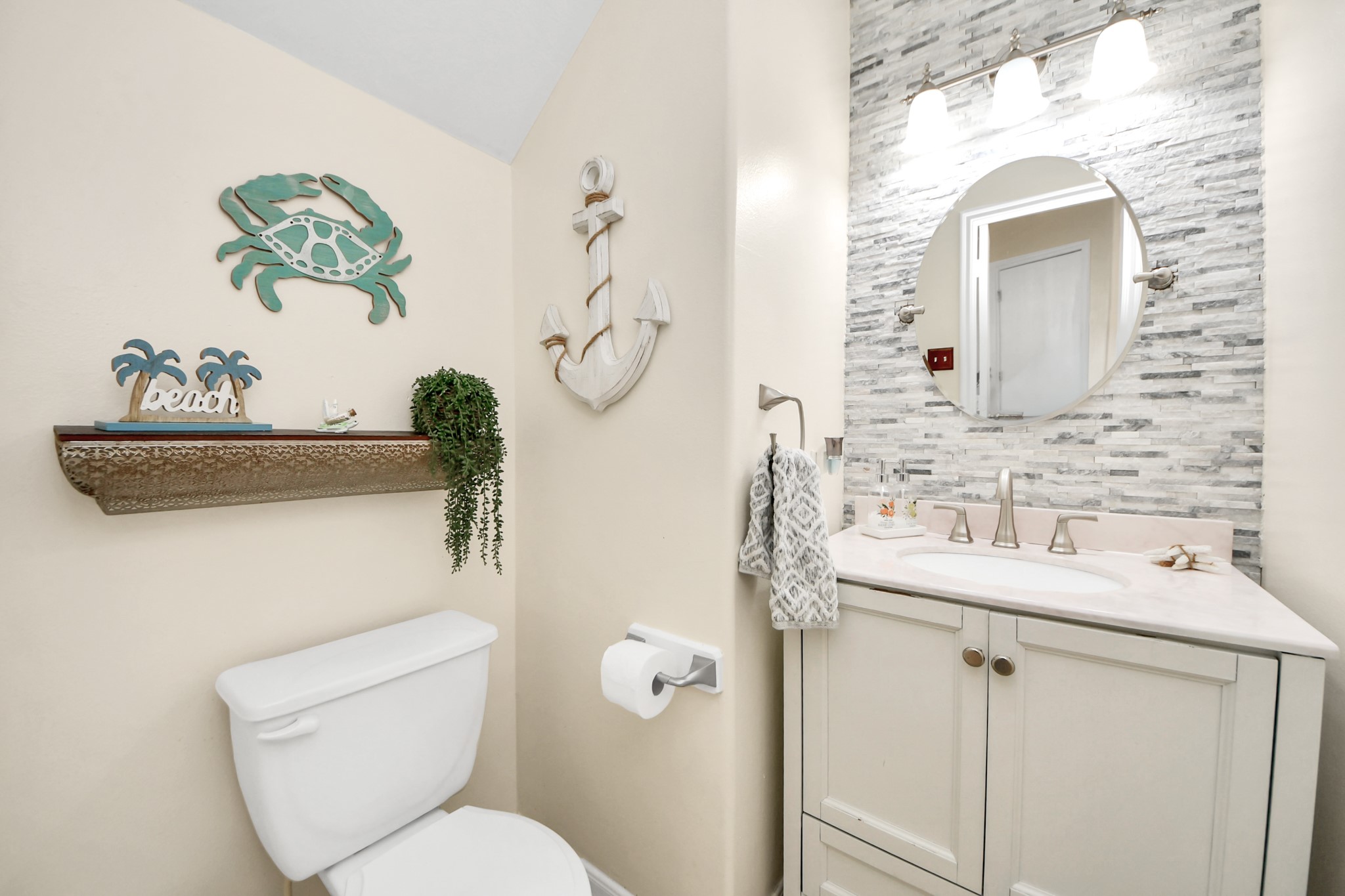 10803 Shannon Mills Lane Property Photo 13