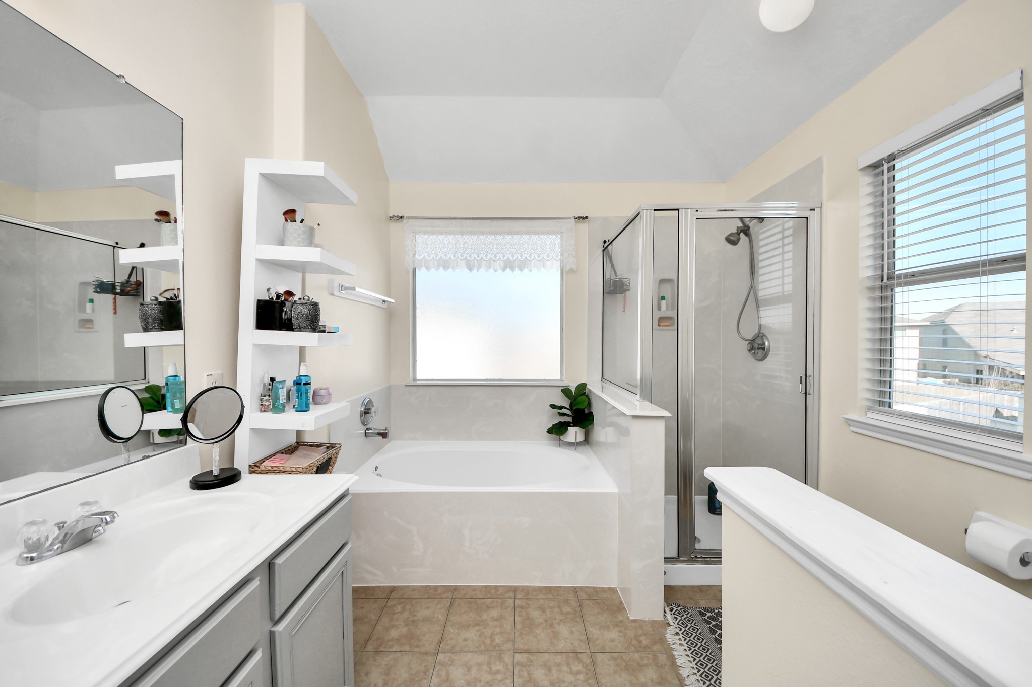 10803 Shannon Mills Lane Property Photo 29