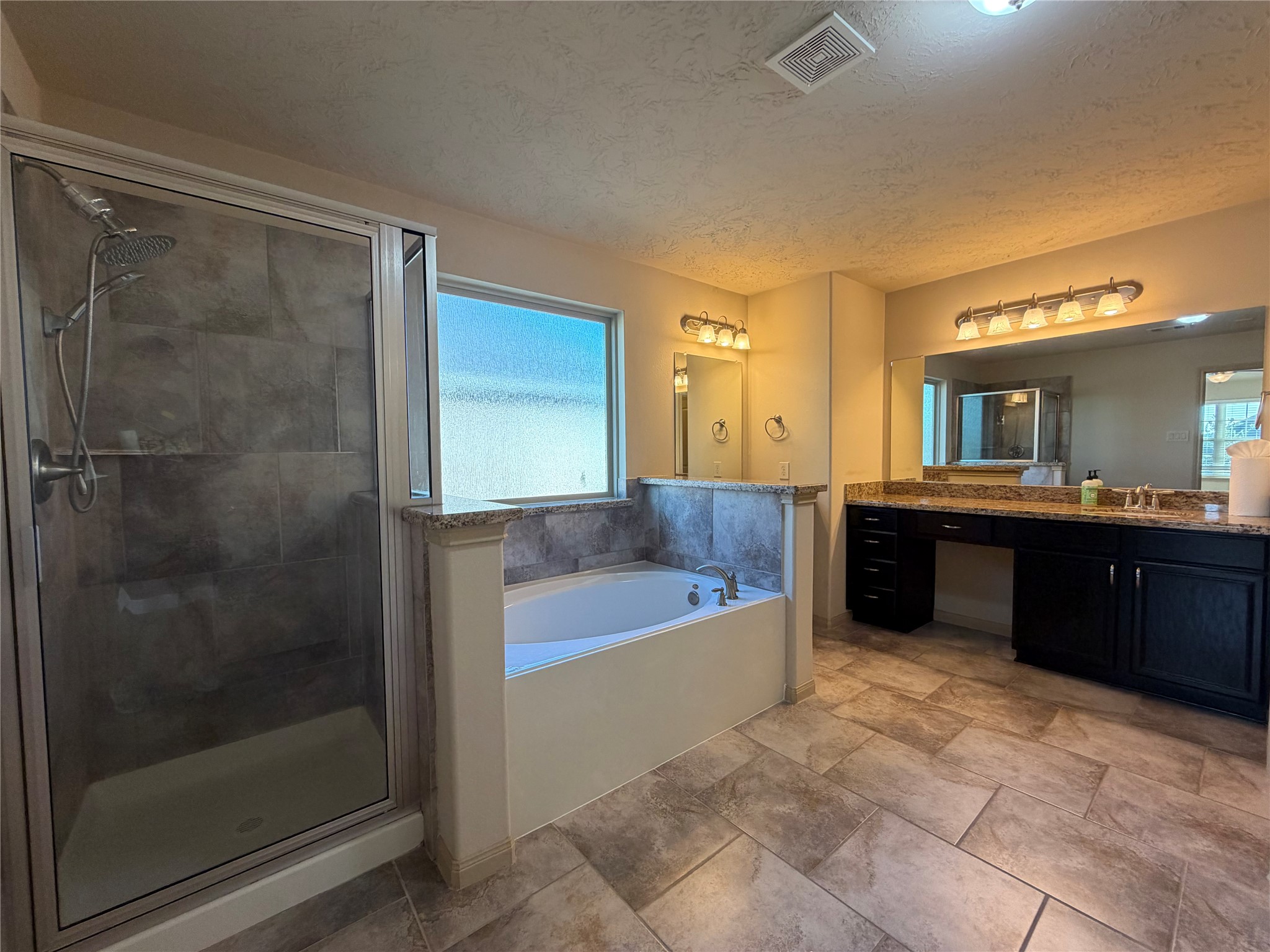 3935 Amalfi Shores Court Property Photo 17