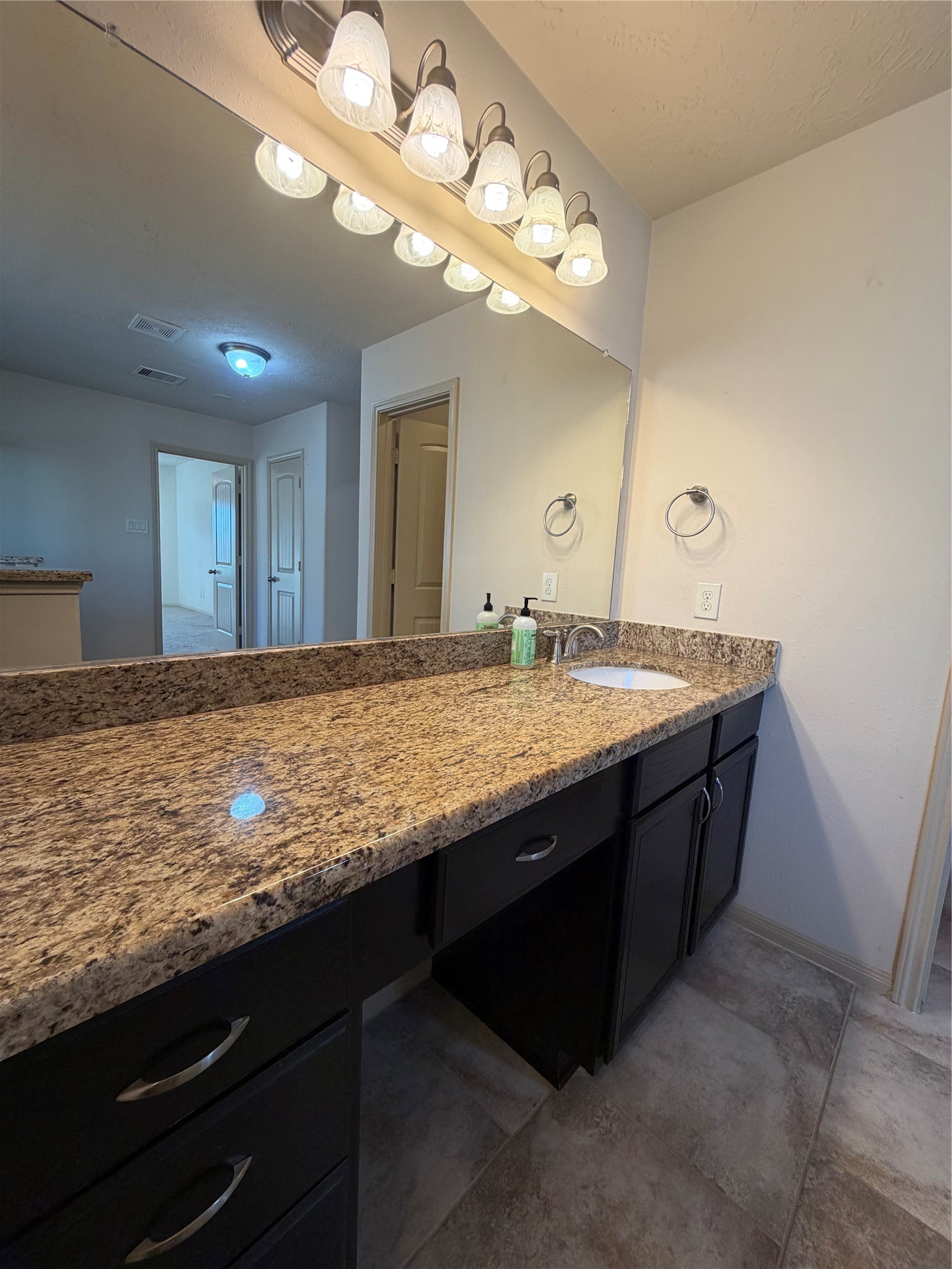 3935 Amalfi Shores Court Property Photo 19