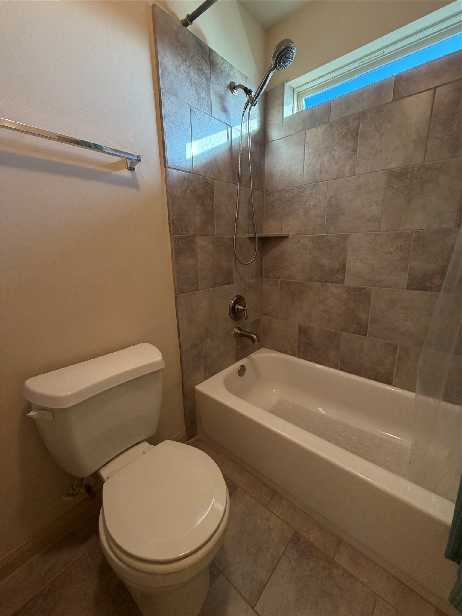 3935 Amalfi Shores Court Property Photo 25