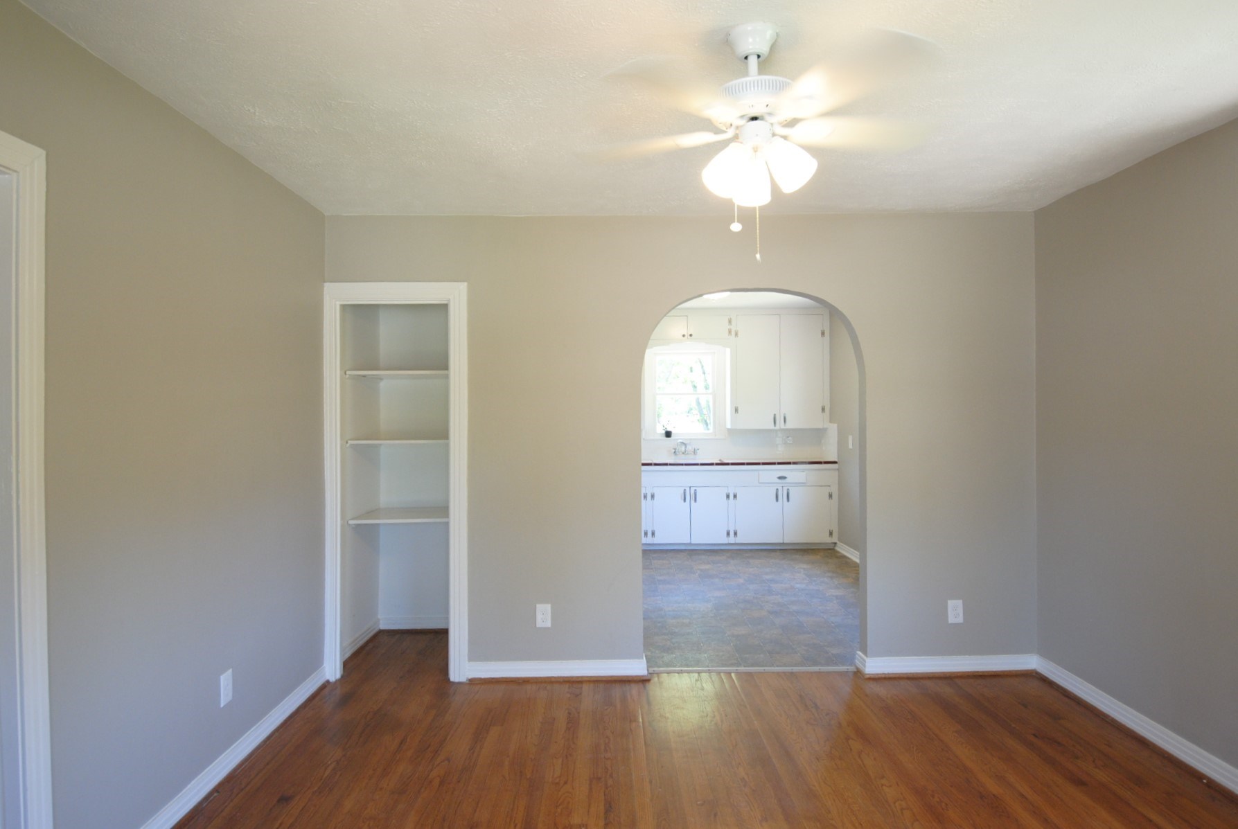 1214 Teal Street Property Photo 4