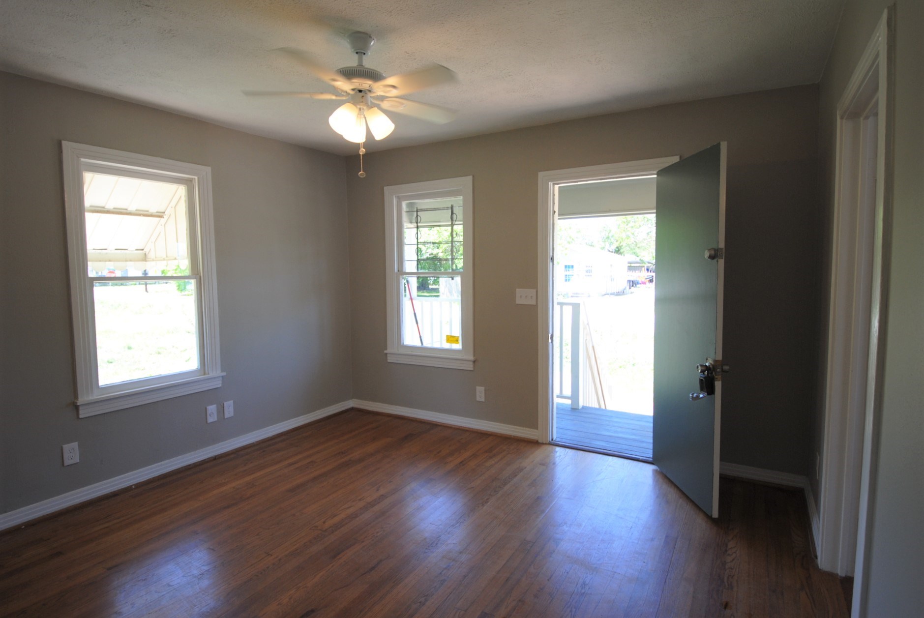 1214 Teal Street Property Photo 9