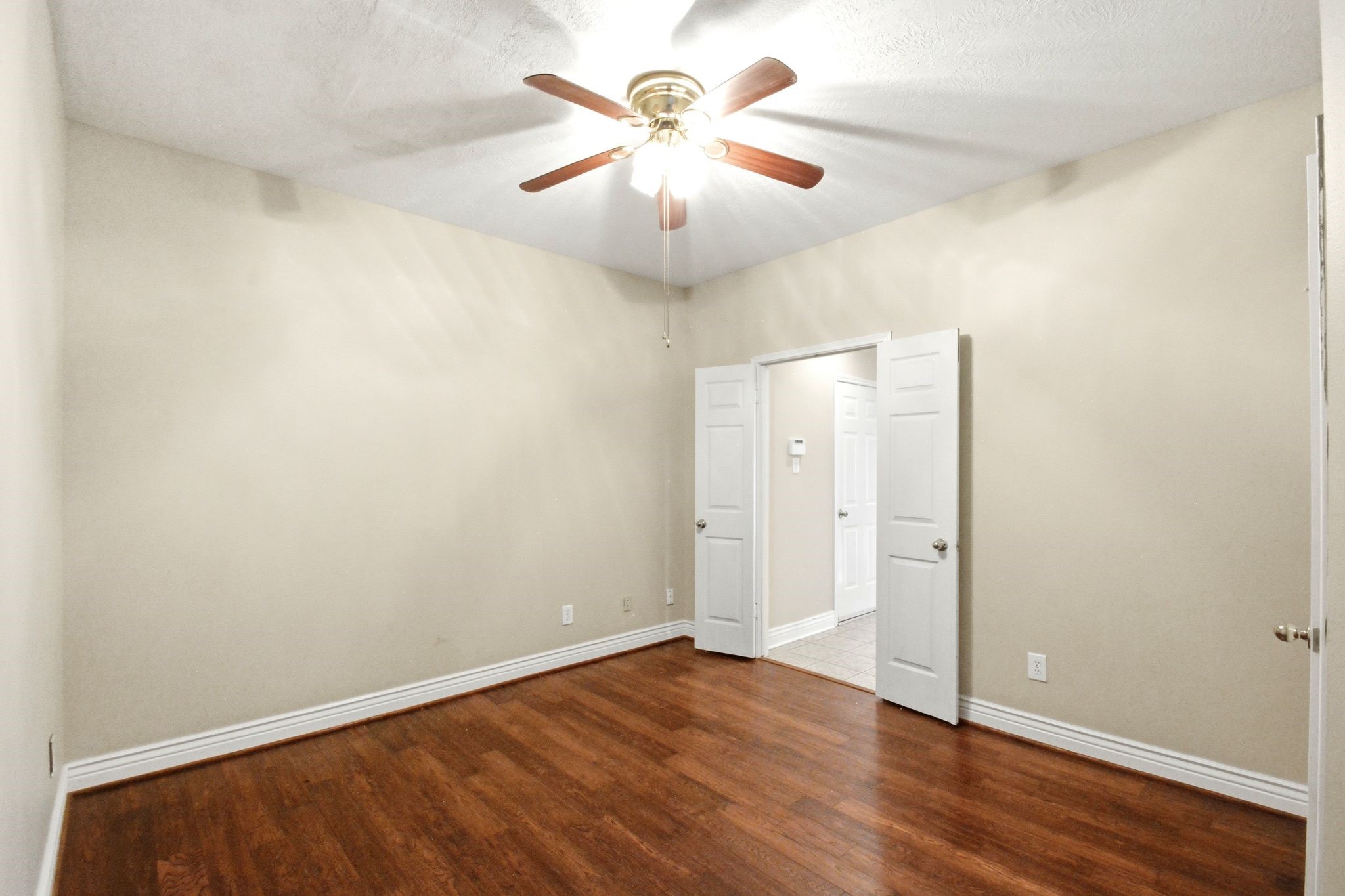 4307 Lakeshore Forest Drive Property Photo 26