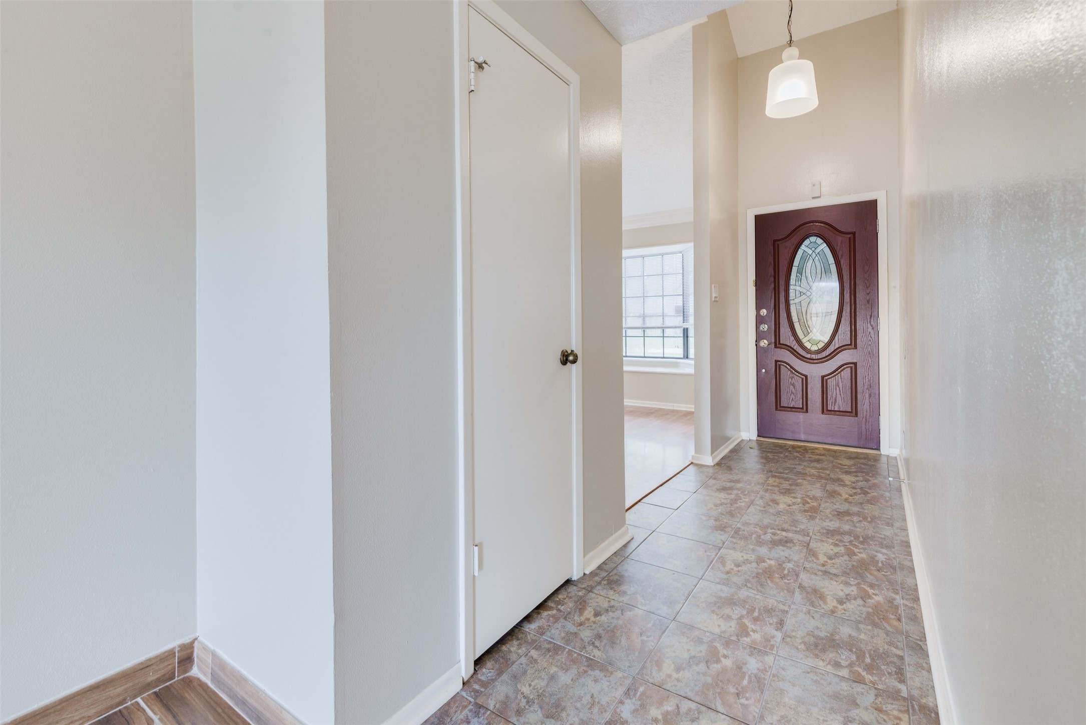 22206 N Fork Drive Property Photo 5