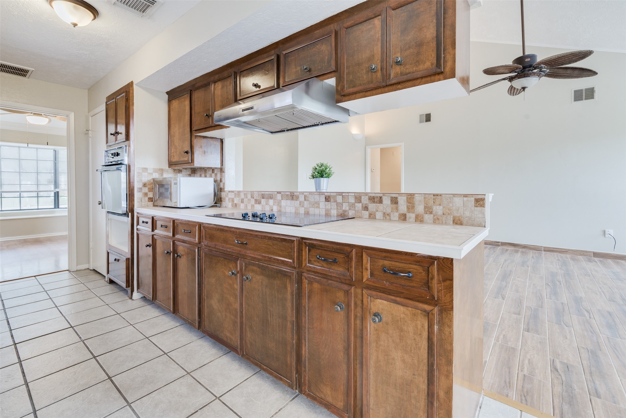 22206 N Fork Drive Property Photo 12