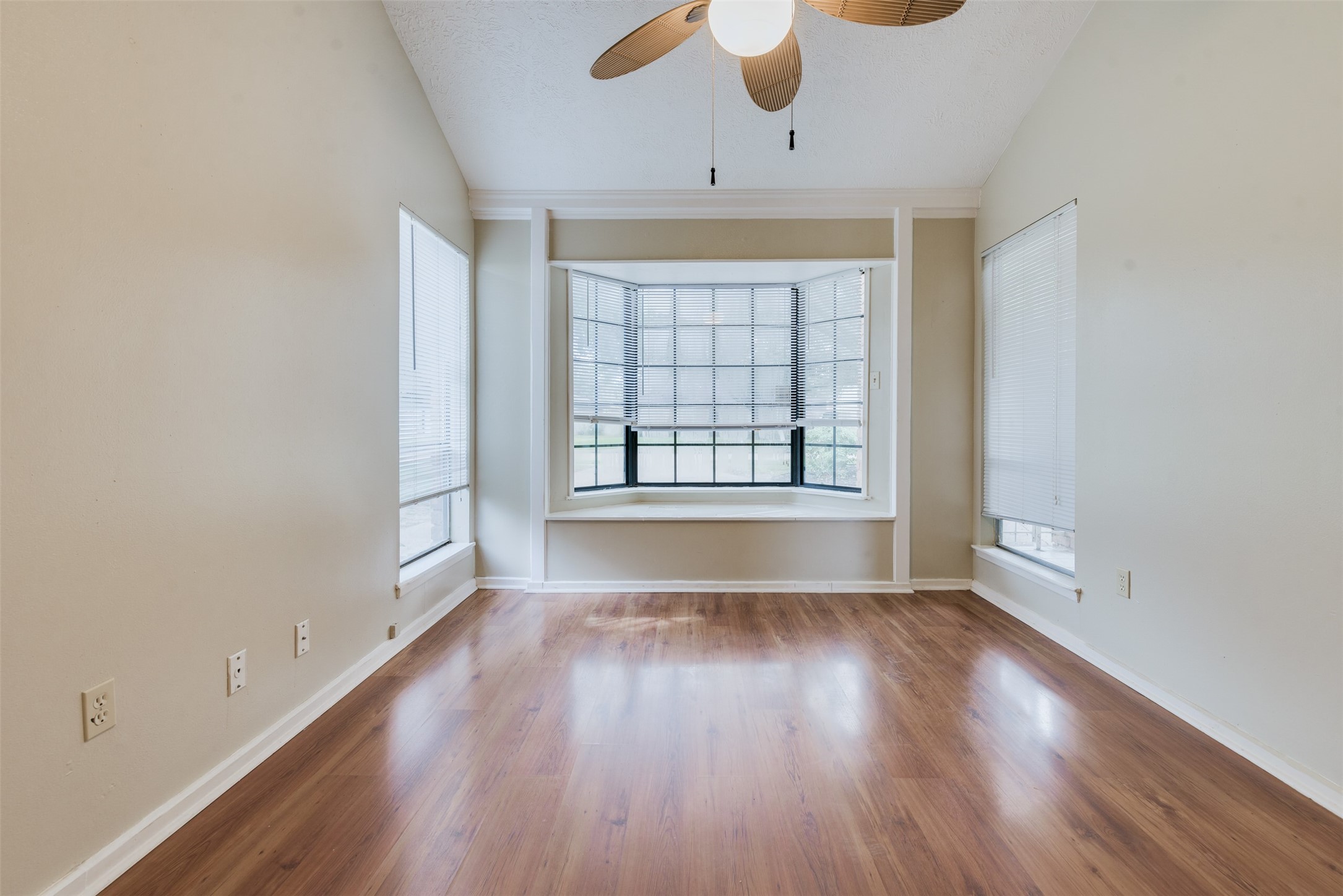 22206 N Fork Drive Property Photo 38