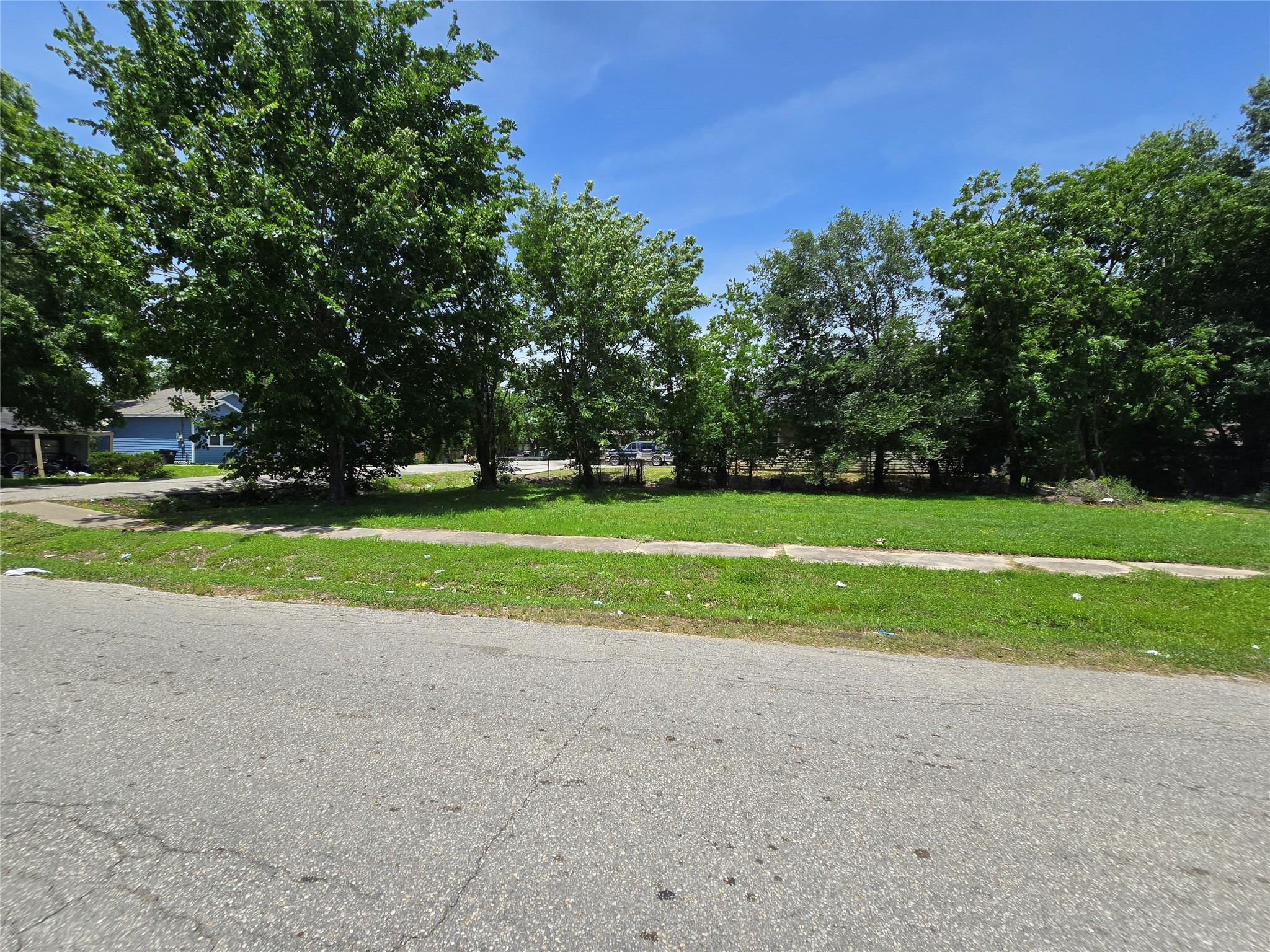 4405 Ward Street Property Photo 4