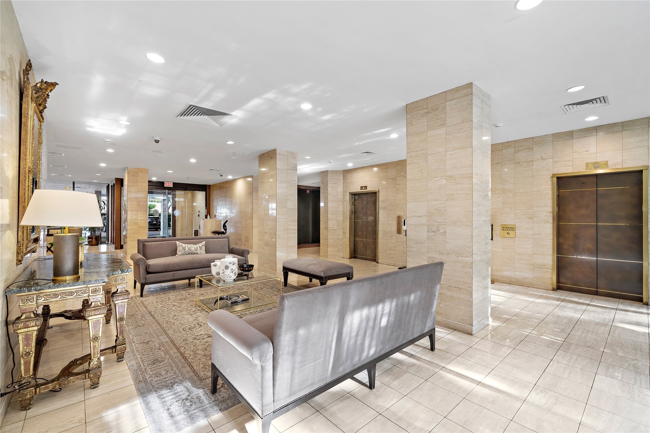15 Greenway Plaza 25j Property Photo 20
