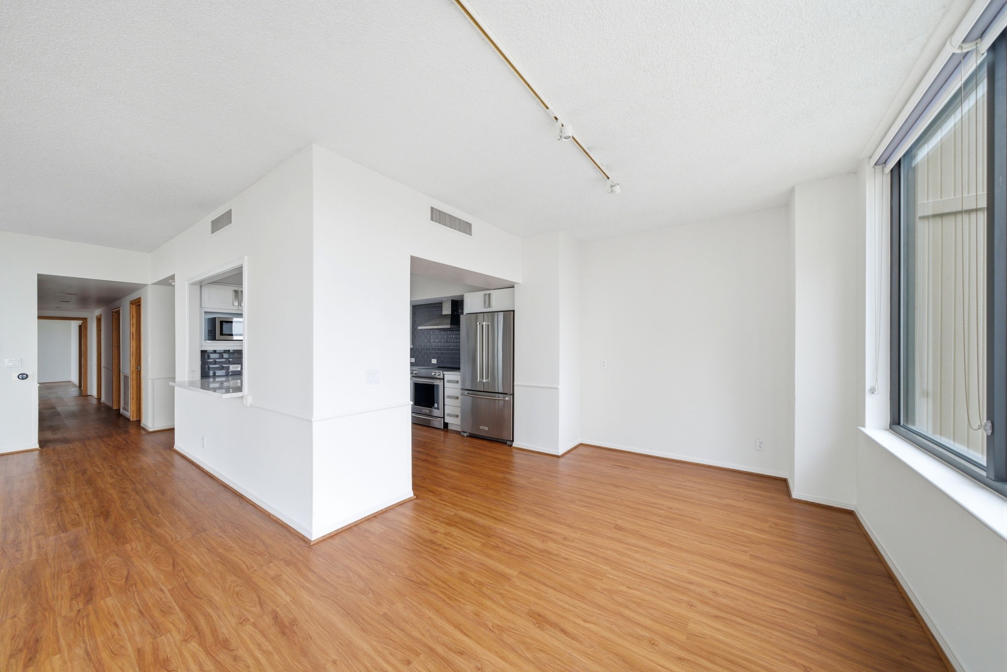 15 Greenway Plaza 25j Property Photo 33