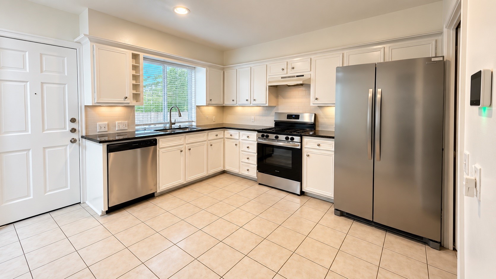 4714 N Cashel Circle Property Photo 1