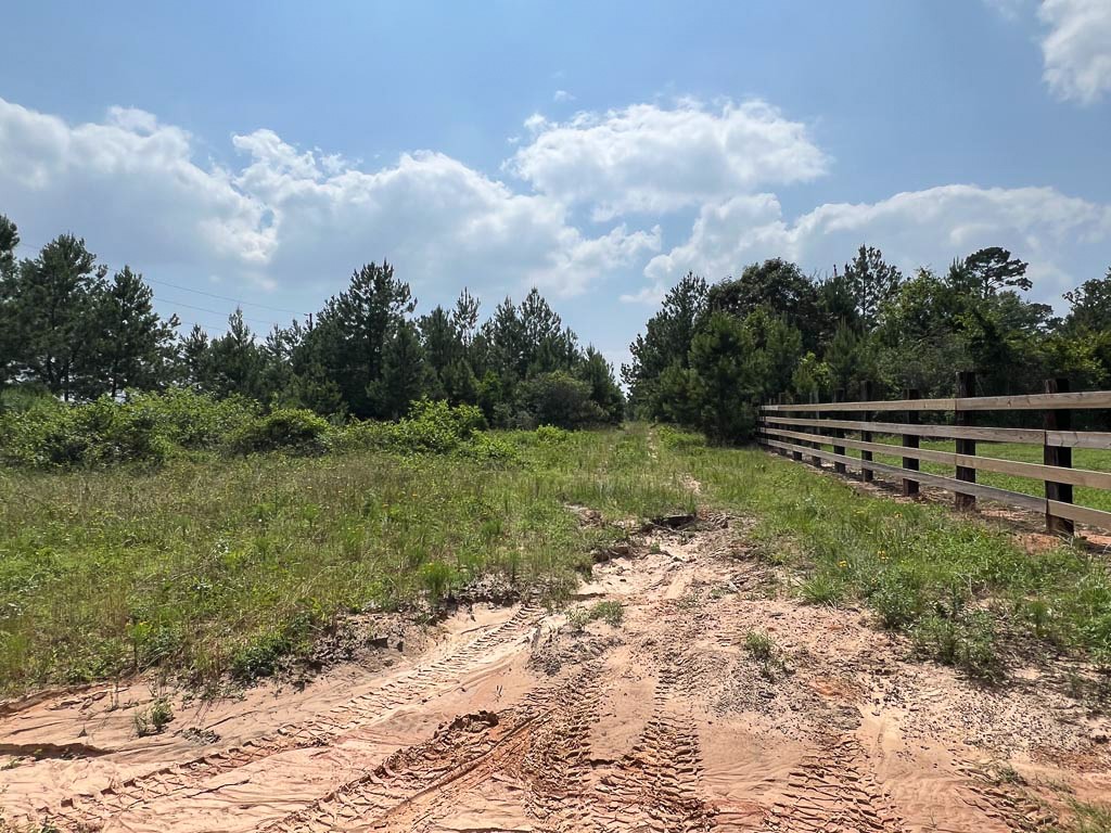 0004 Sh 249 Property Photo 1