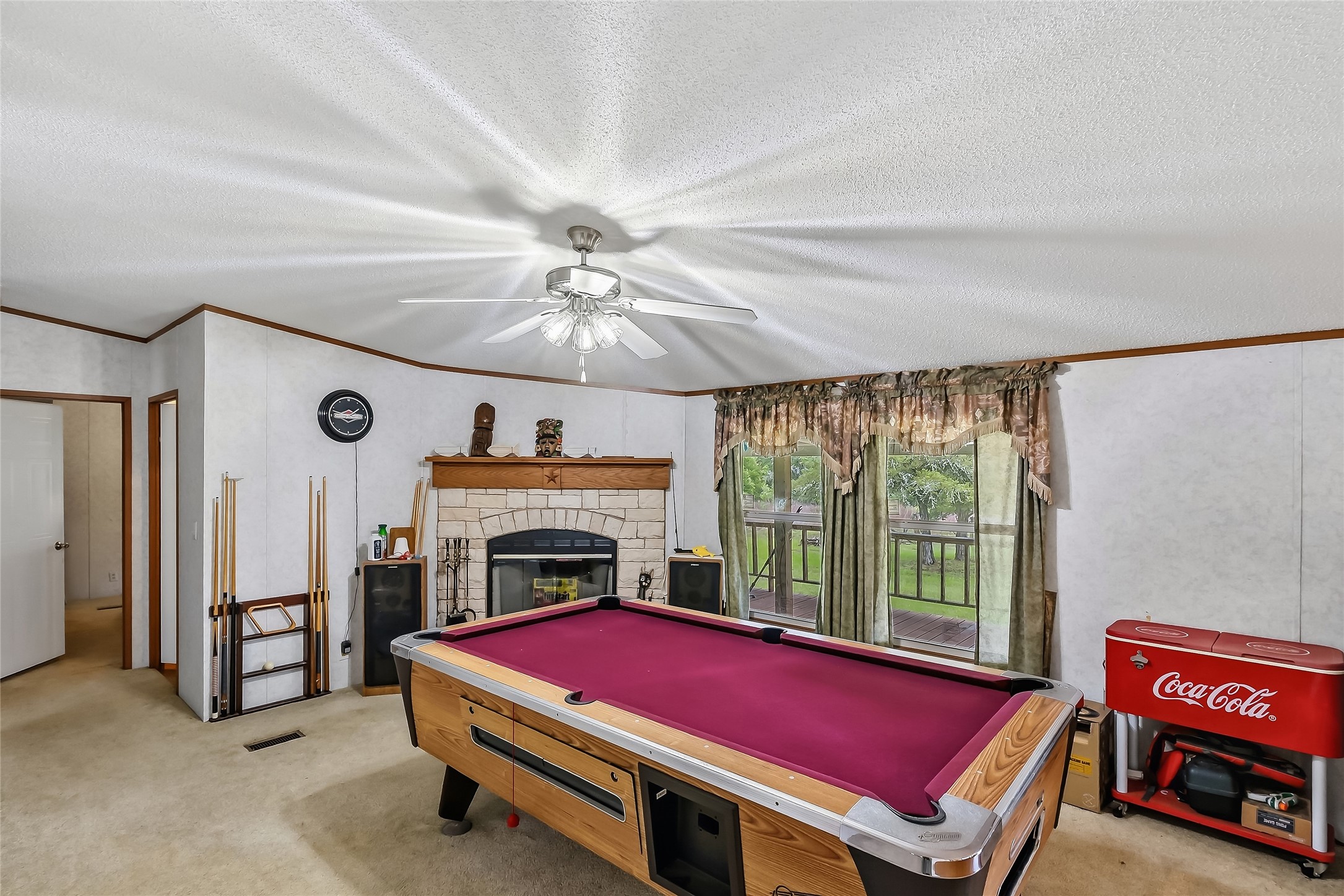 102 Windwood Circle Property Photo 8